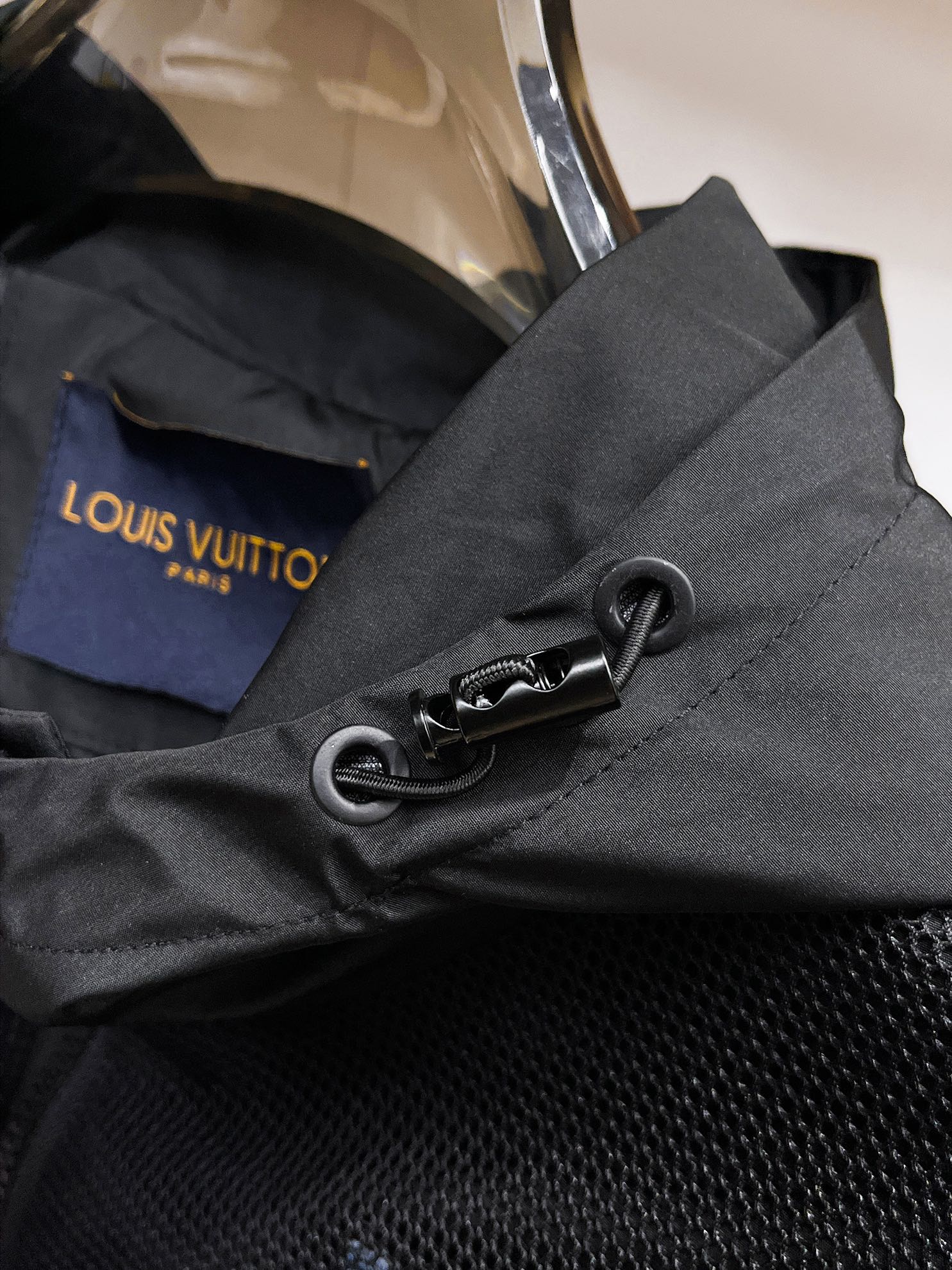 Louis Vuitton 2025SS Men's Jacket - Original Design, Premium Quality 8 i1727607866 3142 8
