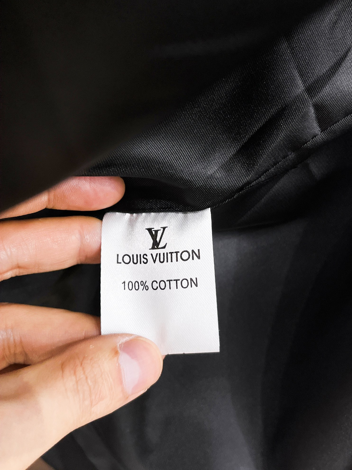 Louis Vuitton 2025SS Men's Jacket - Original Design, Premium Quality 11 i1727607870 2415 0