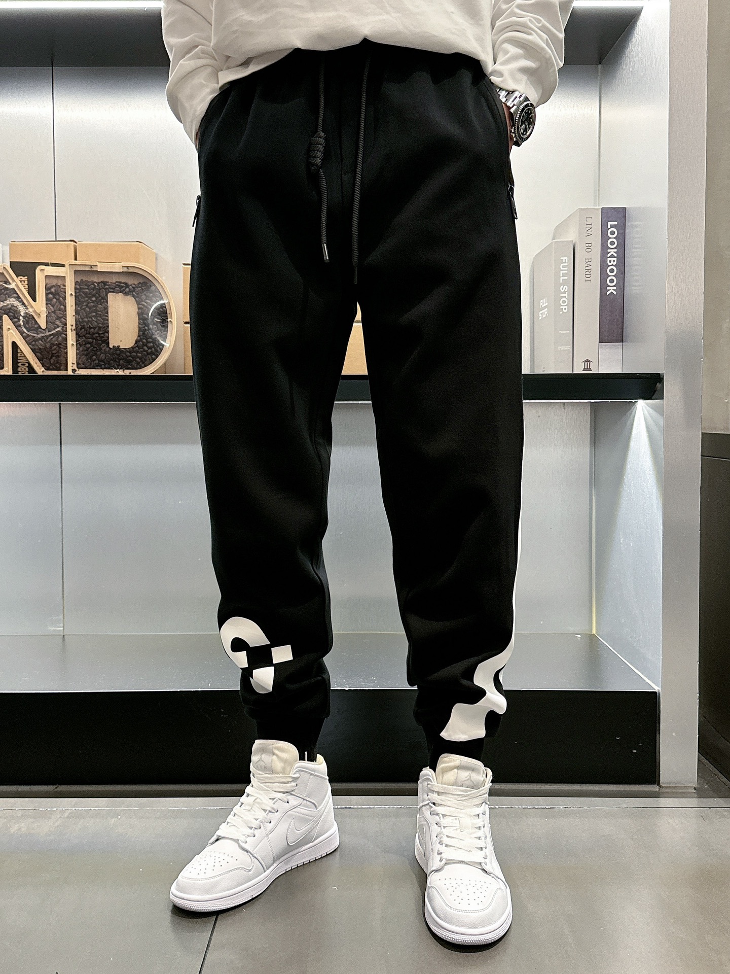 New 2025 Classic Logo Leisure Pants: Custom Fabrics, Great Comfort, Highly Visible - 图片 6