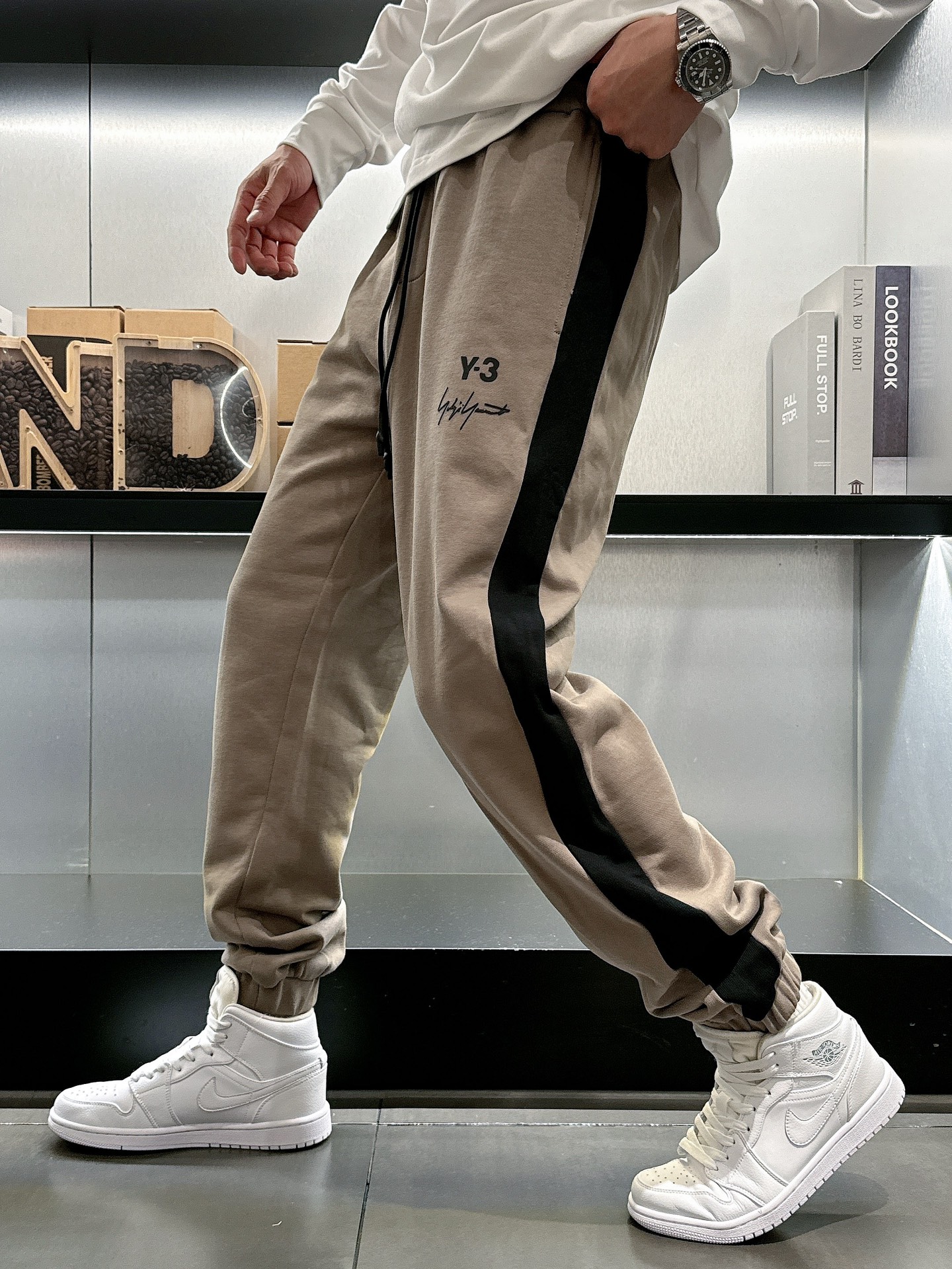 Introducing 2025 Classic Logo Leisure Pants: Custom Fabrics, Great Comfort, High Visibility. Sizes M-3XL.