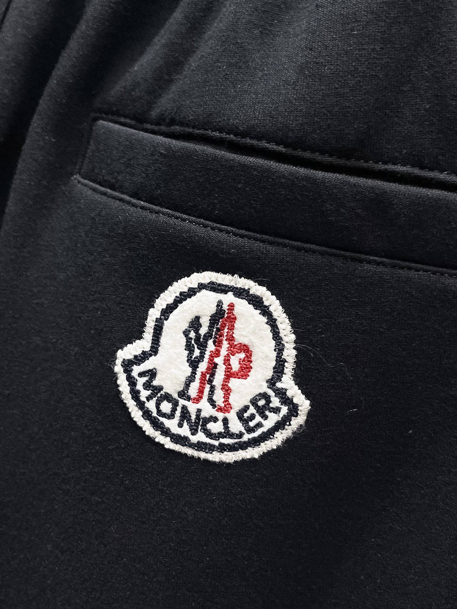 盟可睐 Moncler 高定典藏名品高定成衣时装外套连衣裙衬衫T恤 #B7A86F92 8