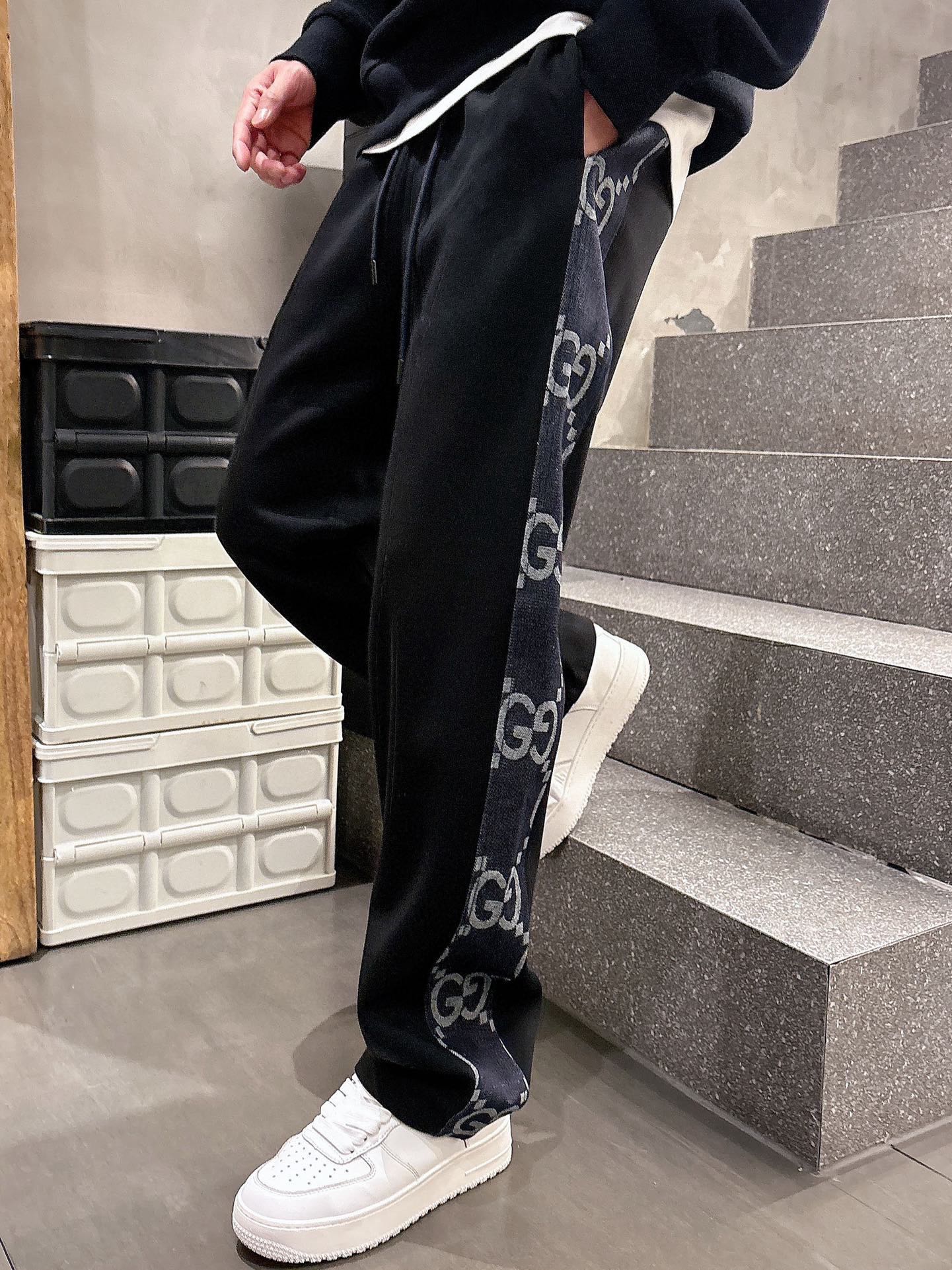 Gucci 2025: Classic Logo Leisure Pants with Custom Fabrics for Great Comfort and Visibility - 图片 5
