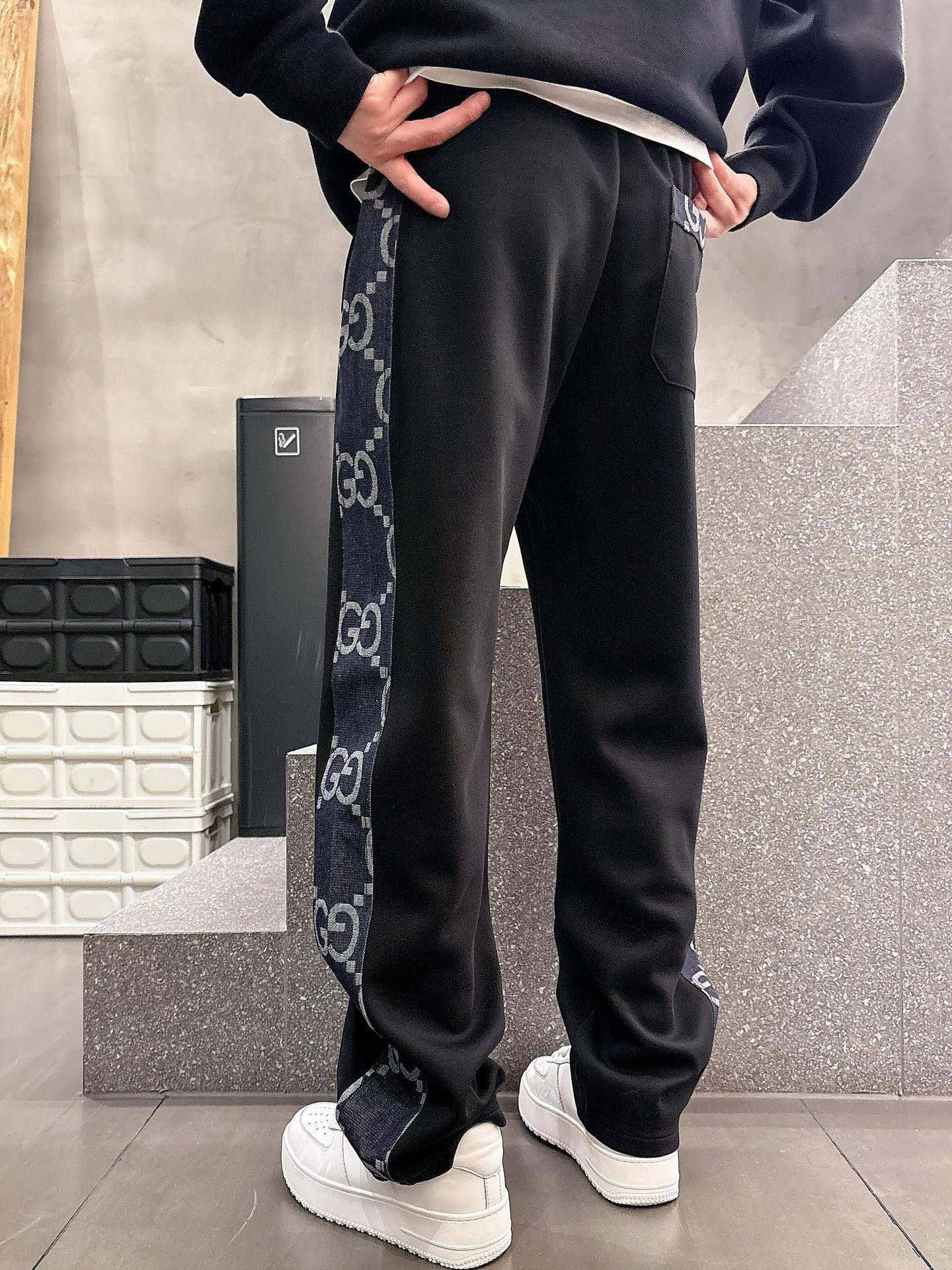 Gucci 2025: Classic Logo Leisure Pants with Custom Fabrics for Great Comfort and Visibility - 图片 9