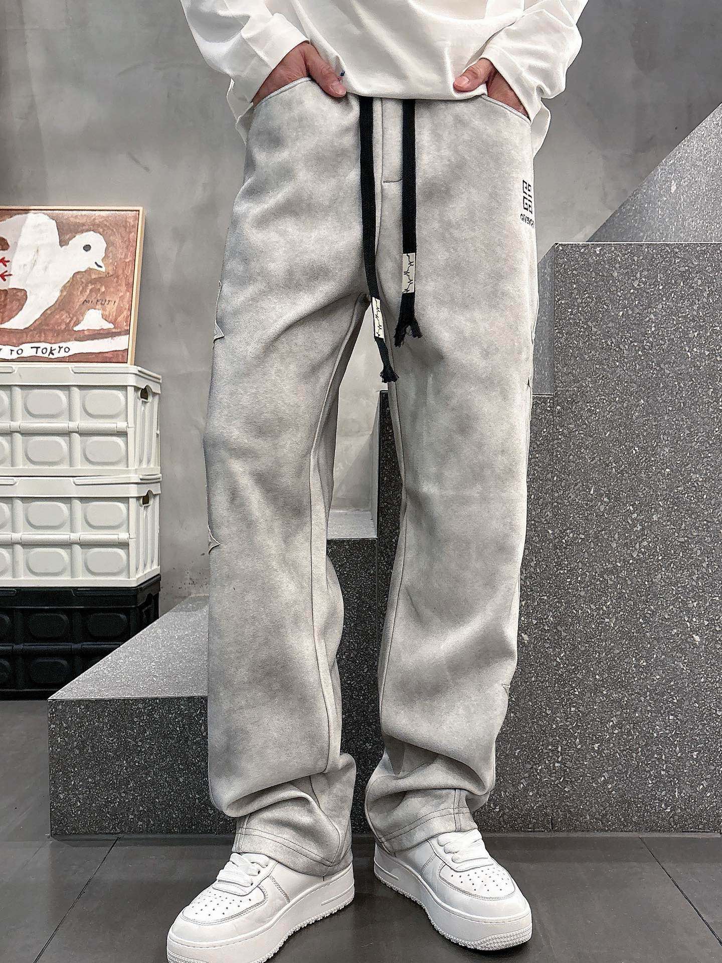 “2025 Spring New Leisure Pants with Classic Logo, Custom Fabrics, and Great Comforts” - 图片 8