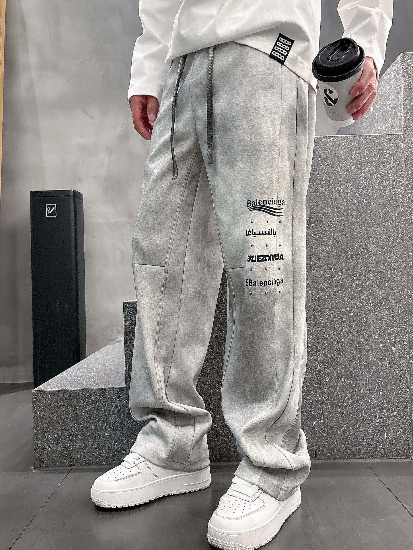 Paris Family Internet Presence: Classic Logo Leisure Pants, Custom Fabrics, Great Comfort, Visibility - 图片 6