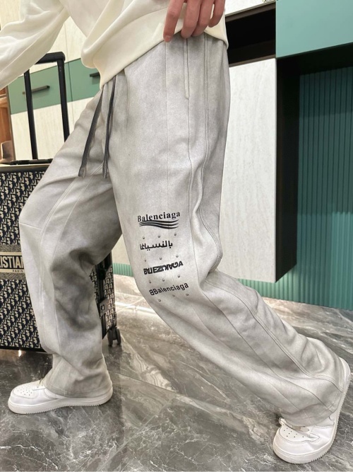 Pantalones Casuales Balenciaga 2025: Comodidad y Estilo Icónico 1 Pantalones Casuales Balenciaga 2025: Comodidad y Estilo Icónico