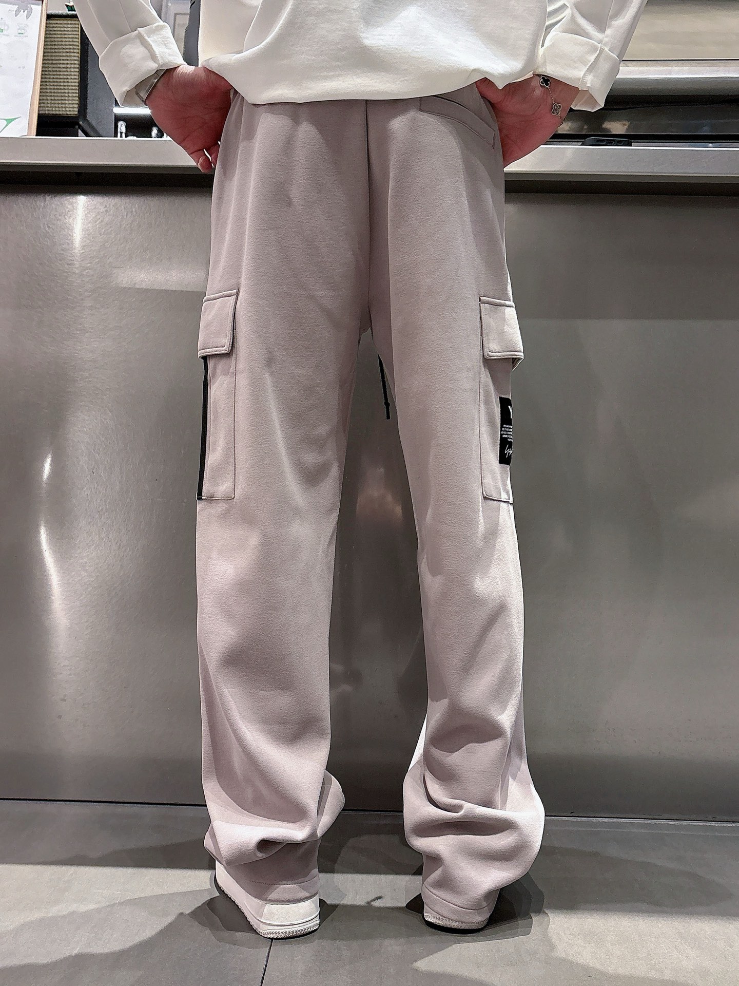 “2025 New Leisure Pants: Classic Logo, Custom Fabrics, Great Comfort. Sizes M-3XL.” - 图片 9