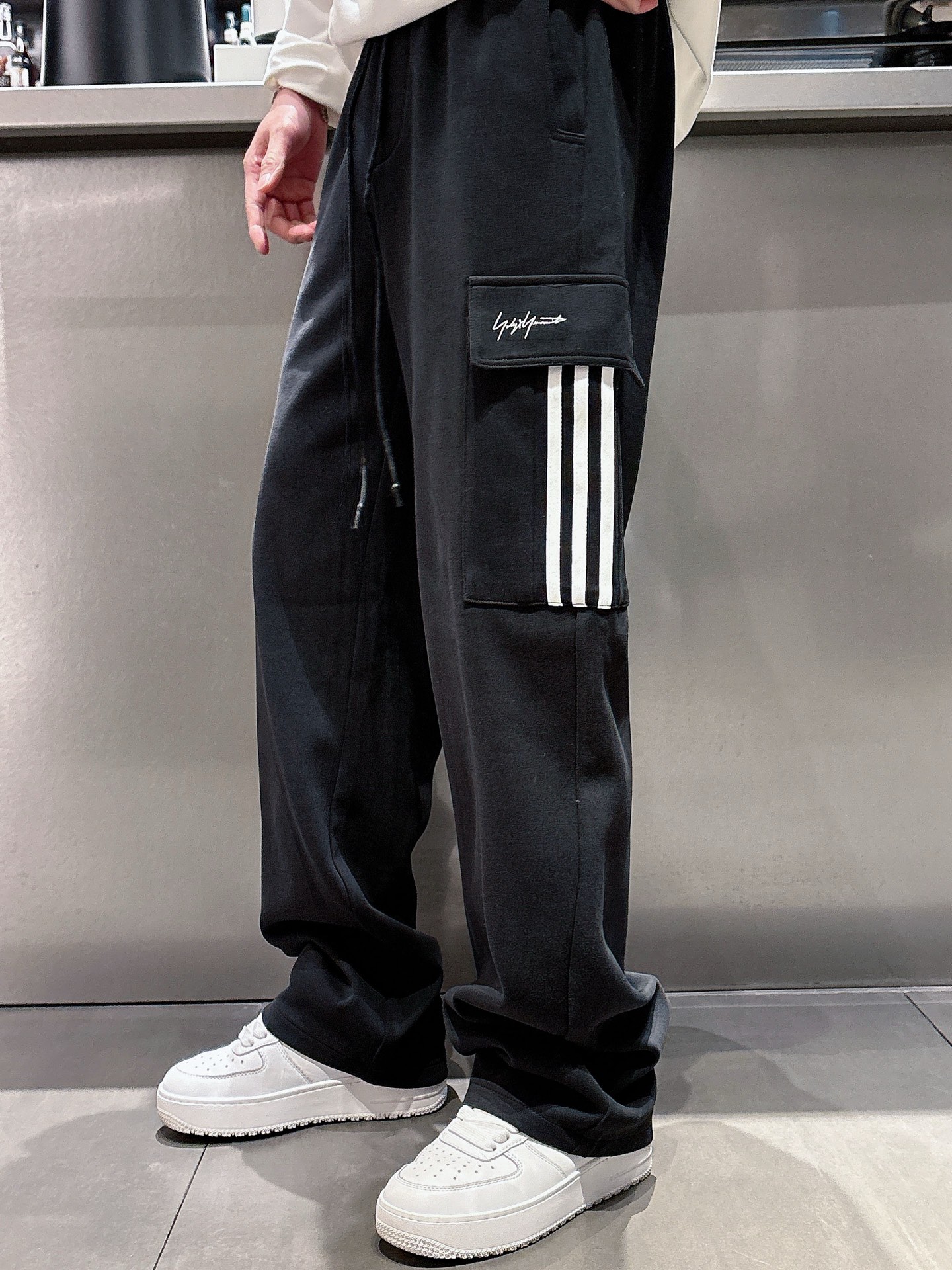 “2025 New Classic Logo Leisure Pants: Custom Fabrics, Great Comfort, Highly Visible” - 图片 8