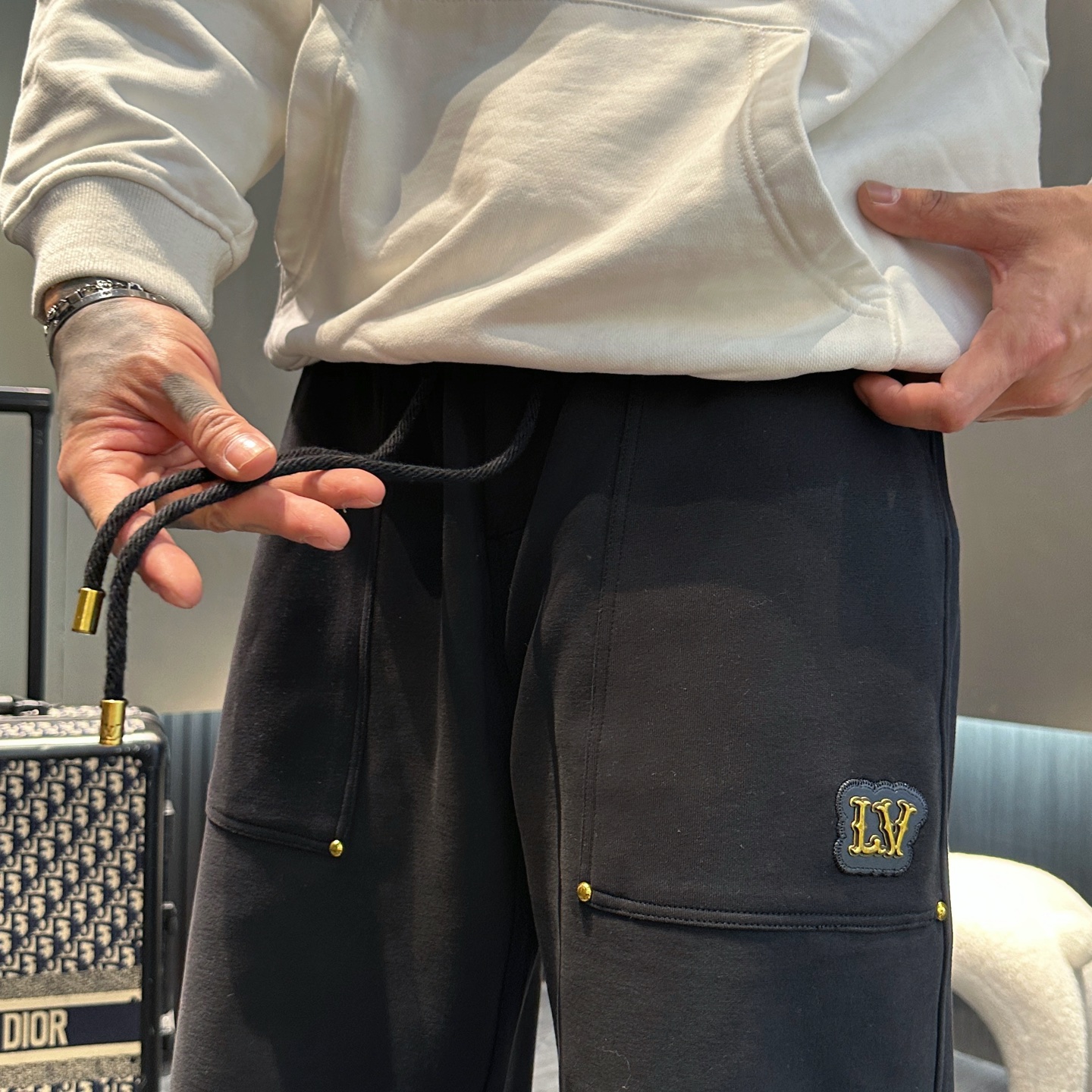 Louis Vuitton Men's 2025 Spring Collection Logo Lounge Pants 7 i1737357745645 2339 0 5
