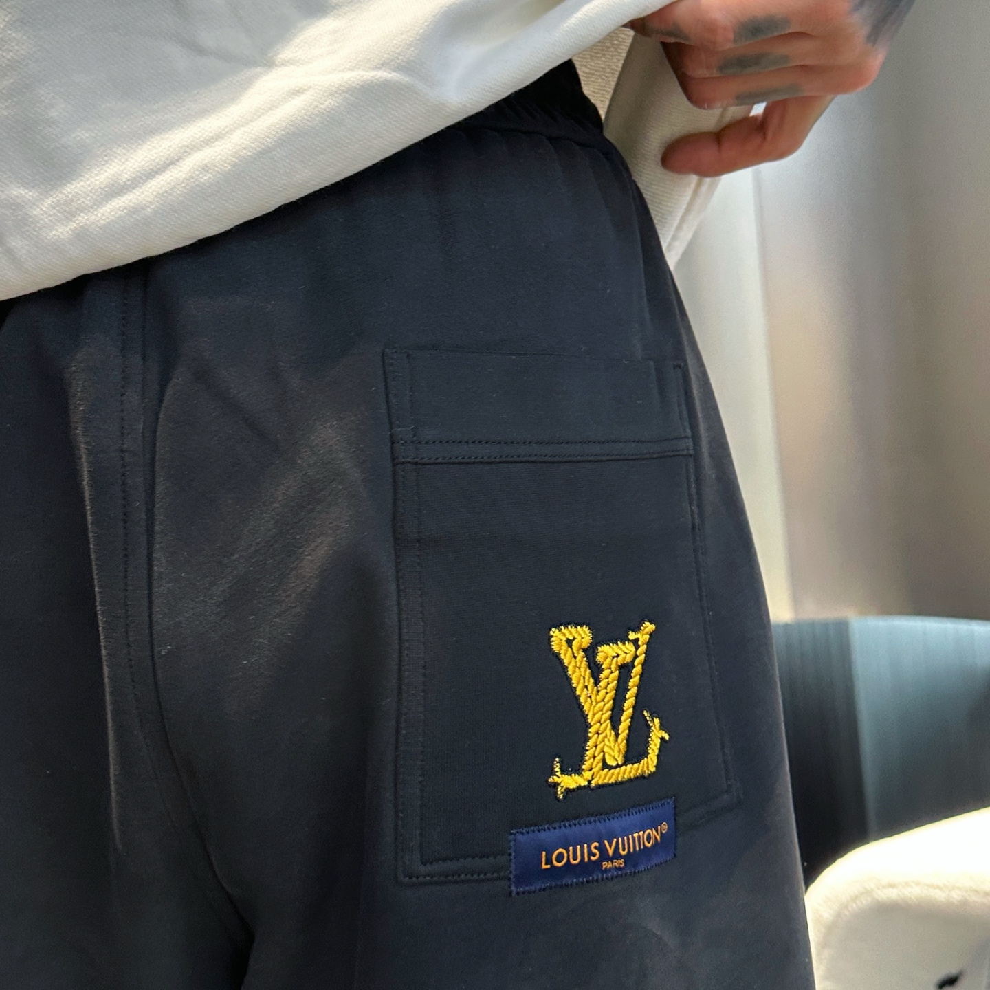 Louis Vuitton Men's 2025 Spring Collection Logo Lounge Pants 10 i1737357748928 3796 0 8