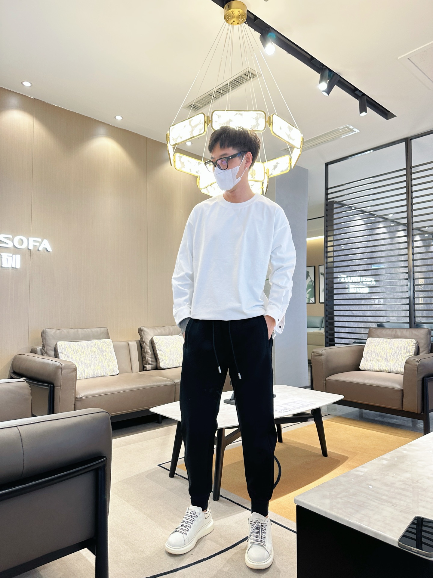   克罗心  顶级货品🐮 🆕2025春夏新款休闲裤！官网同步发售。品牌经典LOGO休闲裤 ，定制面料，舒