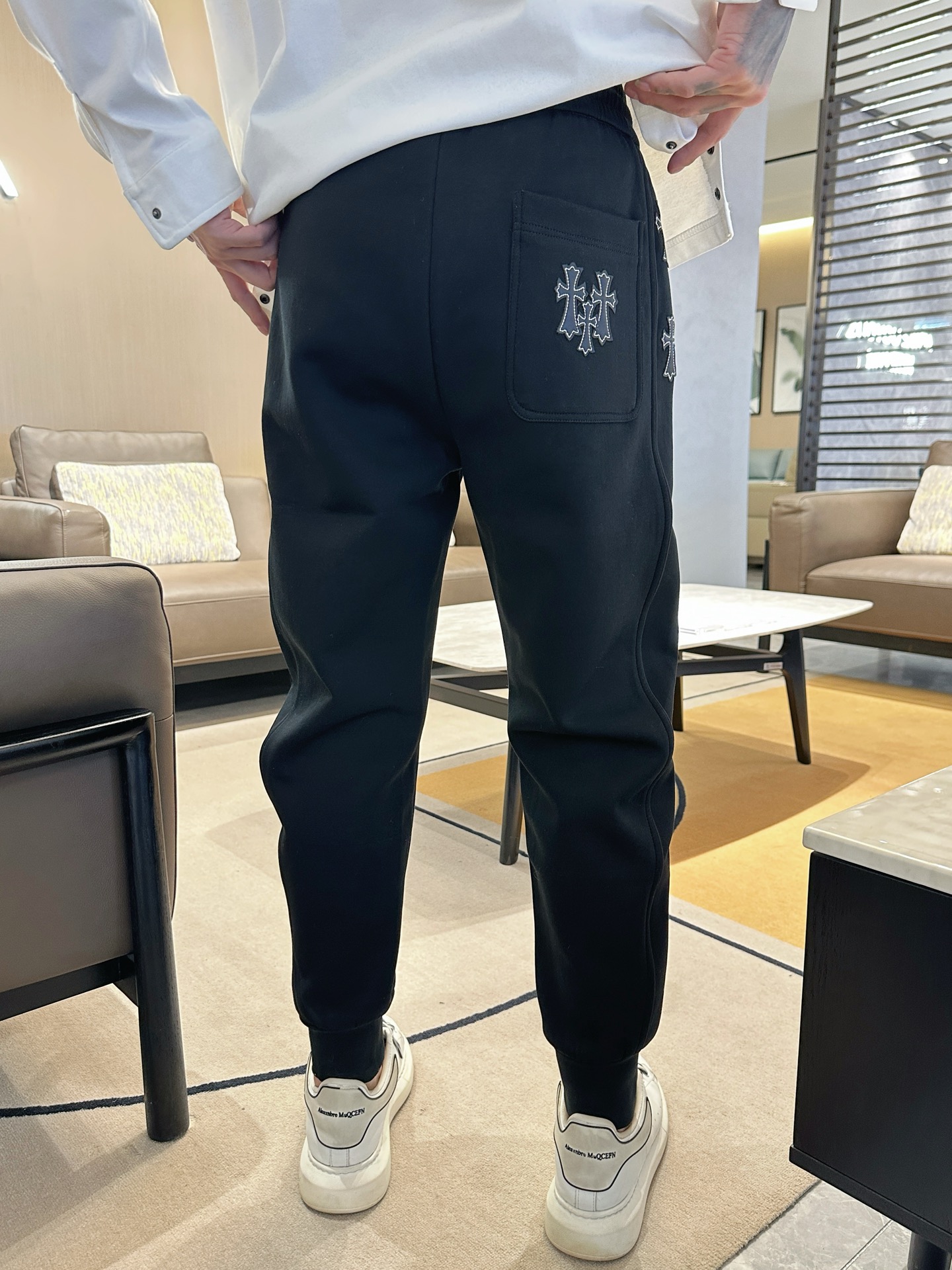   克罗心  顶级货品🐮 🆕2025春夏新款休闲裤！官网同步发售。品牌经典LOGO休闲裤 ，定制面料，舒