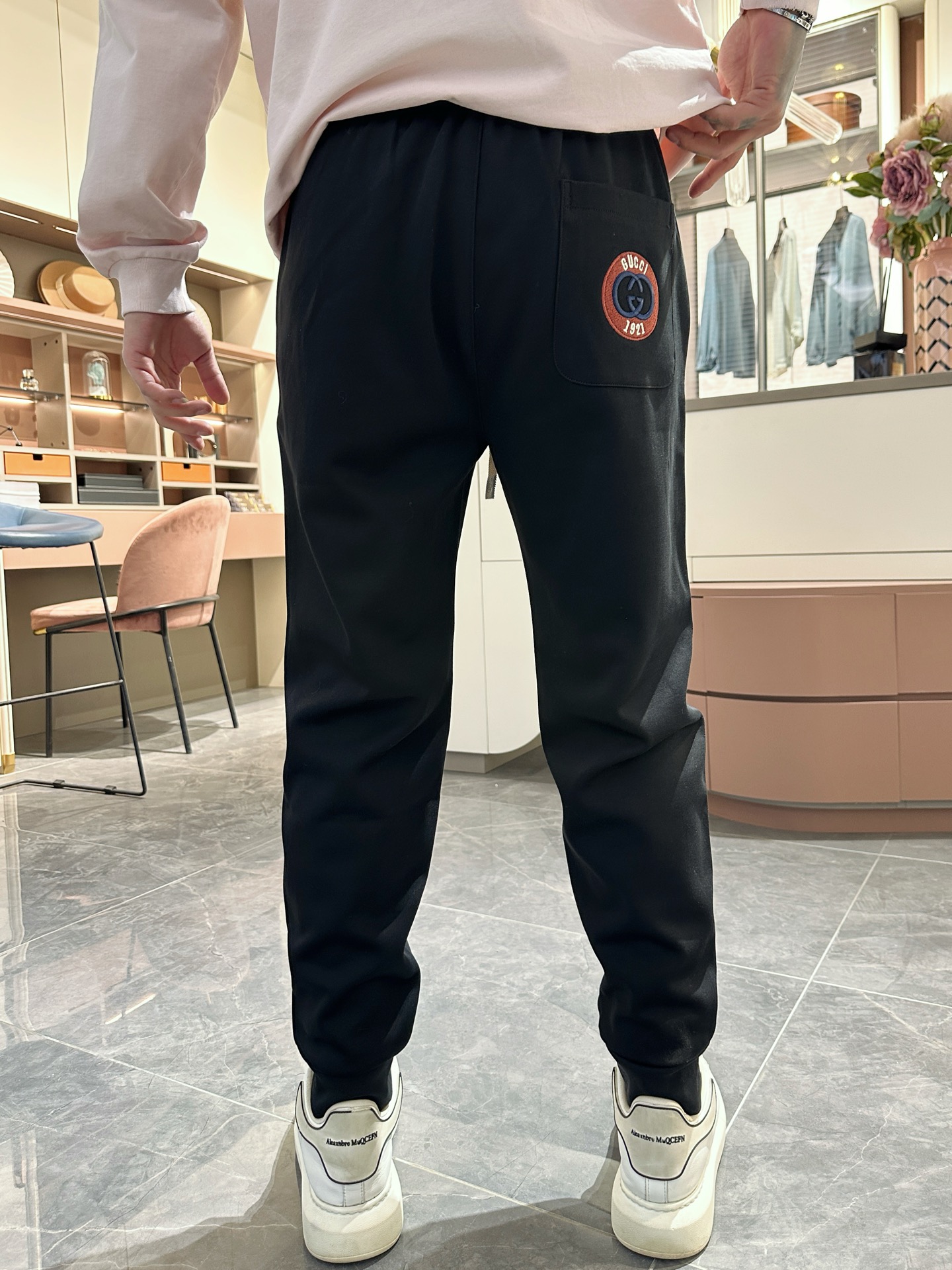  古奇  顶级货品🐮🆕2025春夏新款休闲裤！官网同步发售。品牌经典LOGO休闲裤 ，定制面料，舒适度