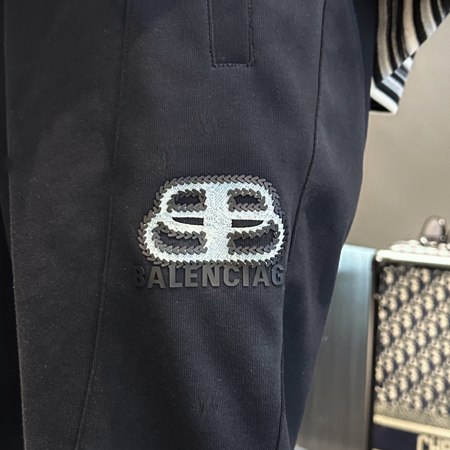 Balenciaga Men's Classic Logo Joggers - Comfortable & Stylish Sweatpants 8 i1737954941553 918 0 6