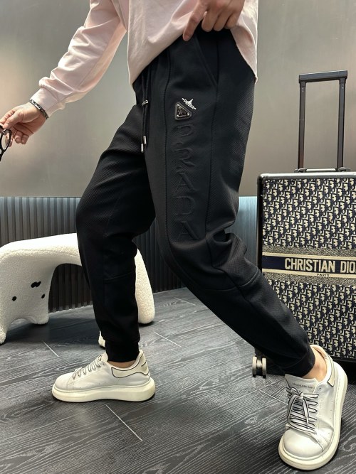 Prada 2025 Spring New Casual Pants with Classic Logo - Ultimate Comfort 1 Prada 2025 Spring New Casual Pants with Classic Logo - Ultimate Comfort