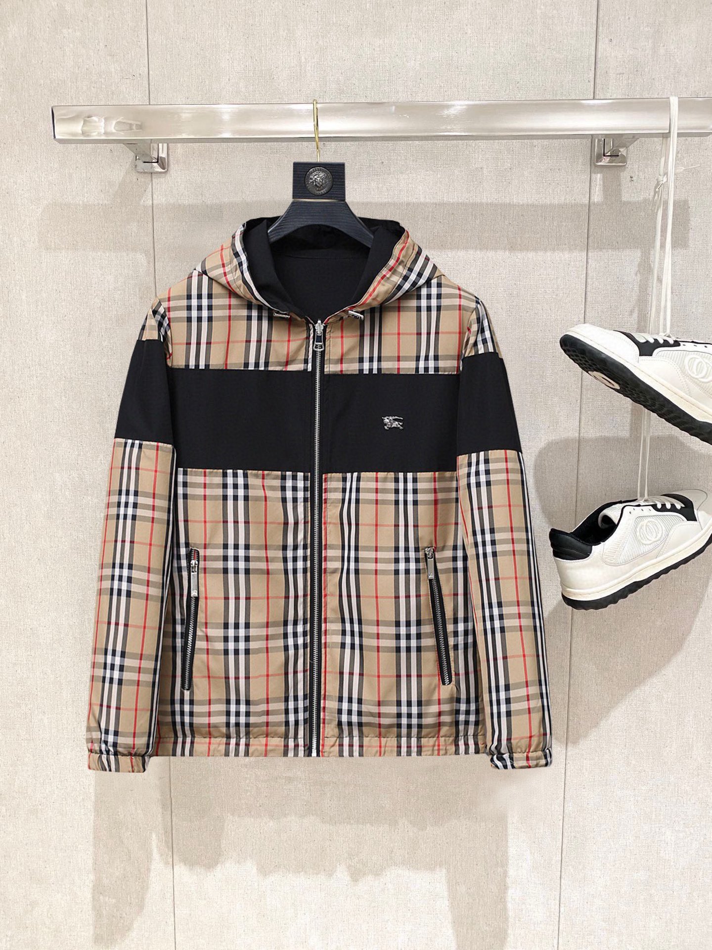 _dbm9sgNn9508YwCz_SoUb49s7mJTfXZ_2mY7TQQ