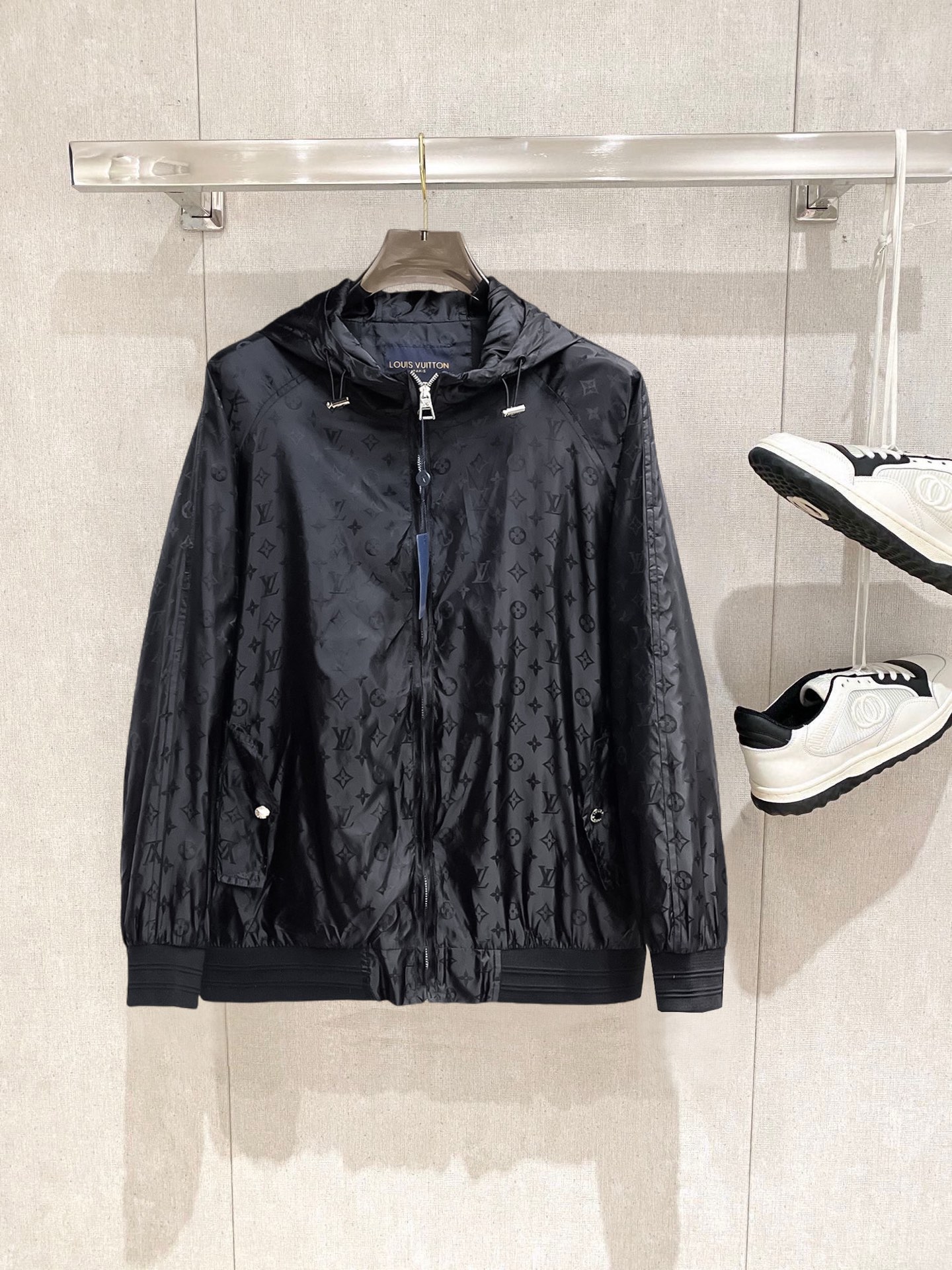 _dJ39swvR4-0weLl2OWmhi94mPcaUcBOjGzdzcMQ