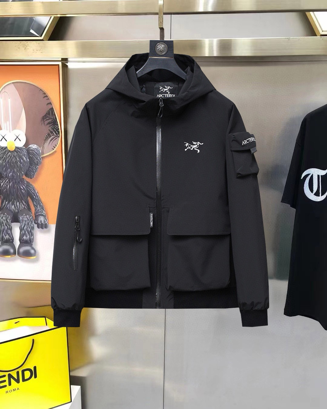 Arc'teryx 2025SS Men's Jacket: Breathable, Comfortable, and High-Quality Design 1 Arc'teryx 2025SS Men's Jacket: Breathable, Comfortable, and High-Quality Design