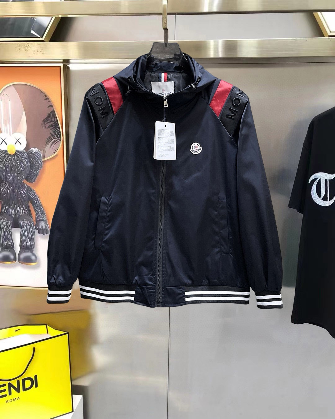 Moncler 2025SS Men's Spring Jacket: Breathable, Comfortable, High-Quality 2 i1739015154649 7082 0 12