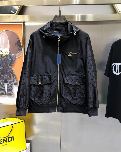 Louis Vuitton 2025SS Spring New Men's Jacket, High-End Fabric, Comfort Fit 1 Louis Vuitton 2025SS Spring New Men's Jacket, High-End Fabric, Comfort Fit
