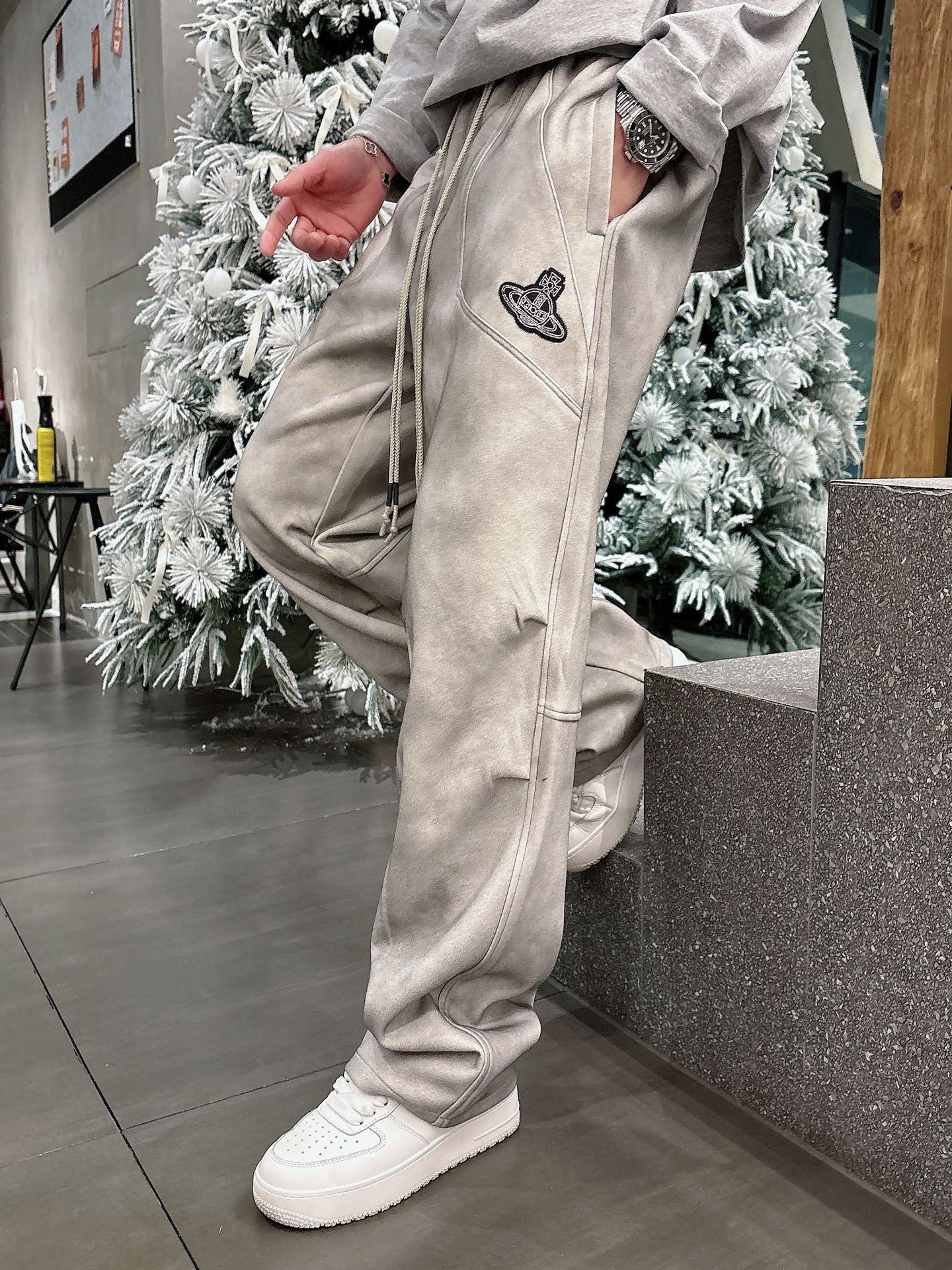 “2025 Spring New Queen of the West Leisure Pants: Custom Fabrics, Great Comfort, Perfect Size” - 图片 5