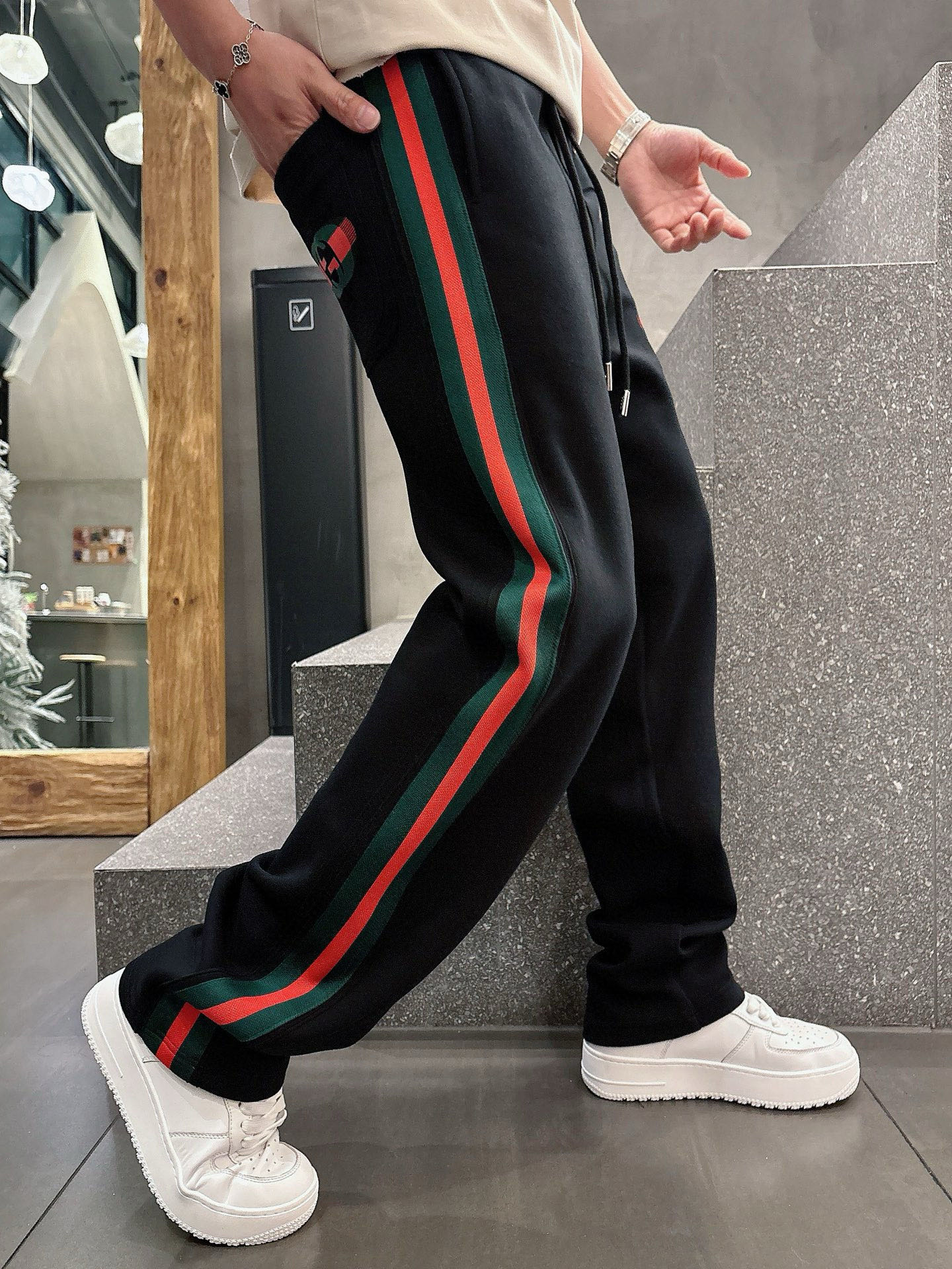 New 2025 Gucci Leisure Pants: Classic Logo, Custom Fabrics, Great Comfort. Size M-3XL. - 图片 3