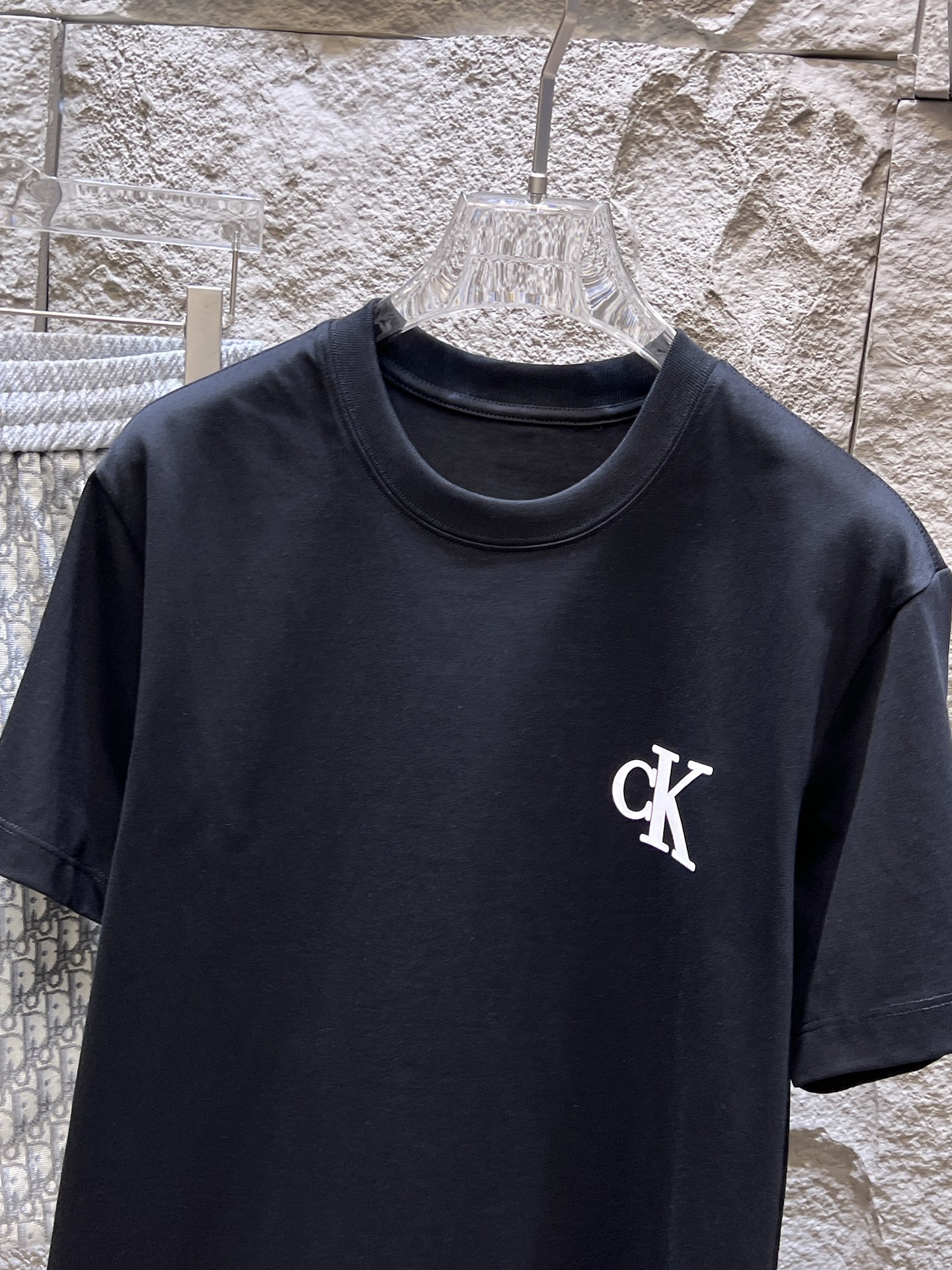 “High-Quality Summer T-Shirts with Original Fabric Technology and Custom Hardware” - 图片 3