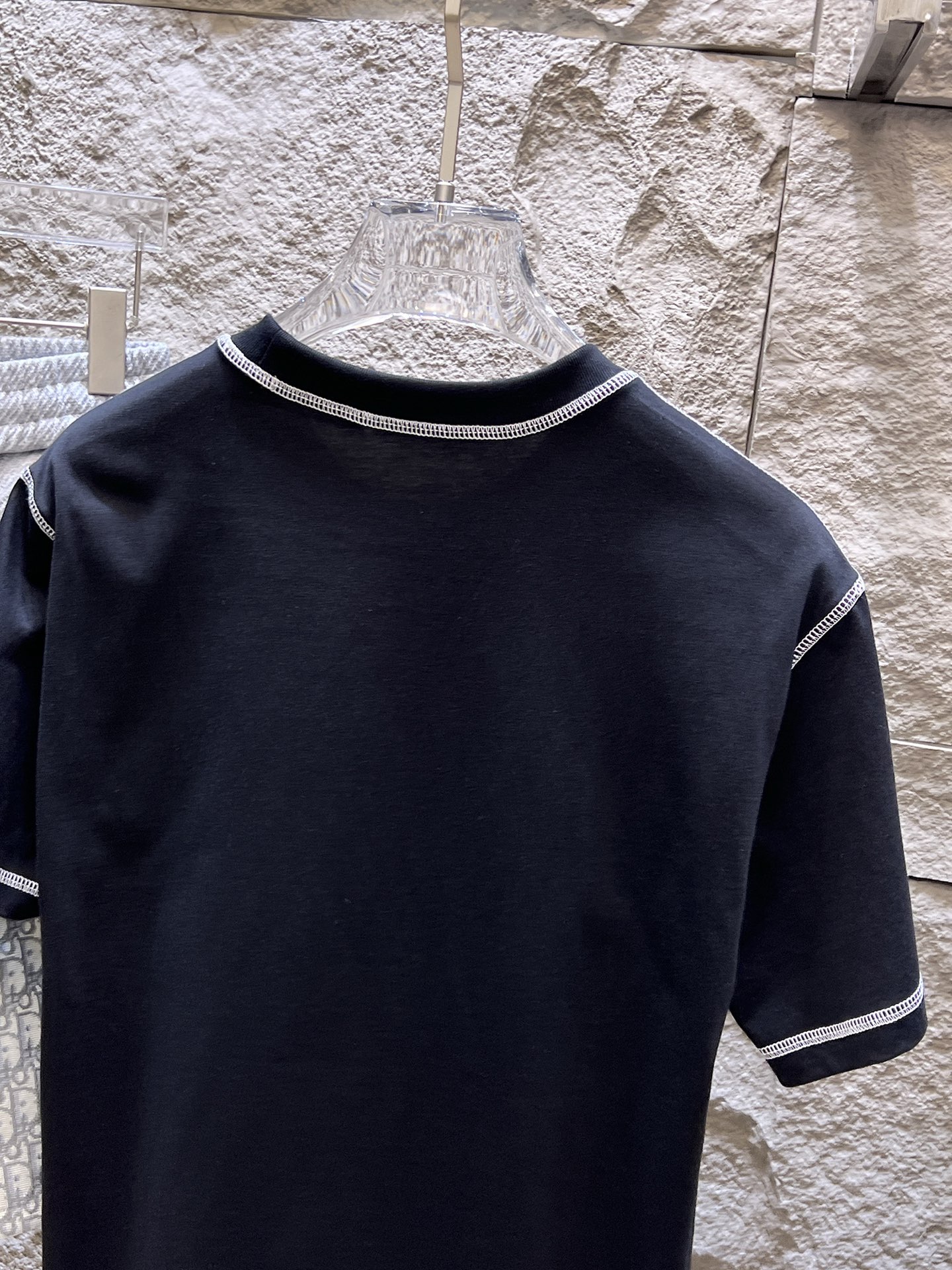 “Queen of the West: New Summer T-Shirts with Original Technology Fabric” - 图片 8