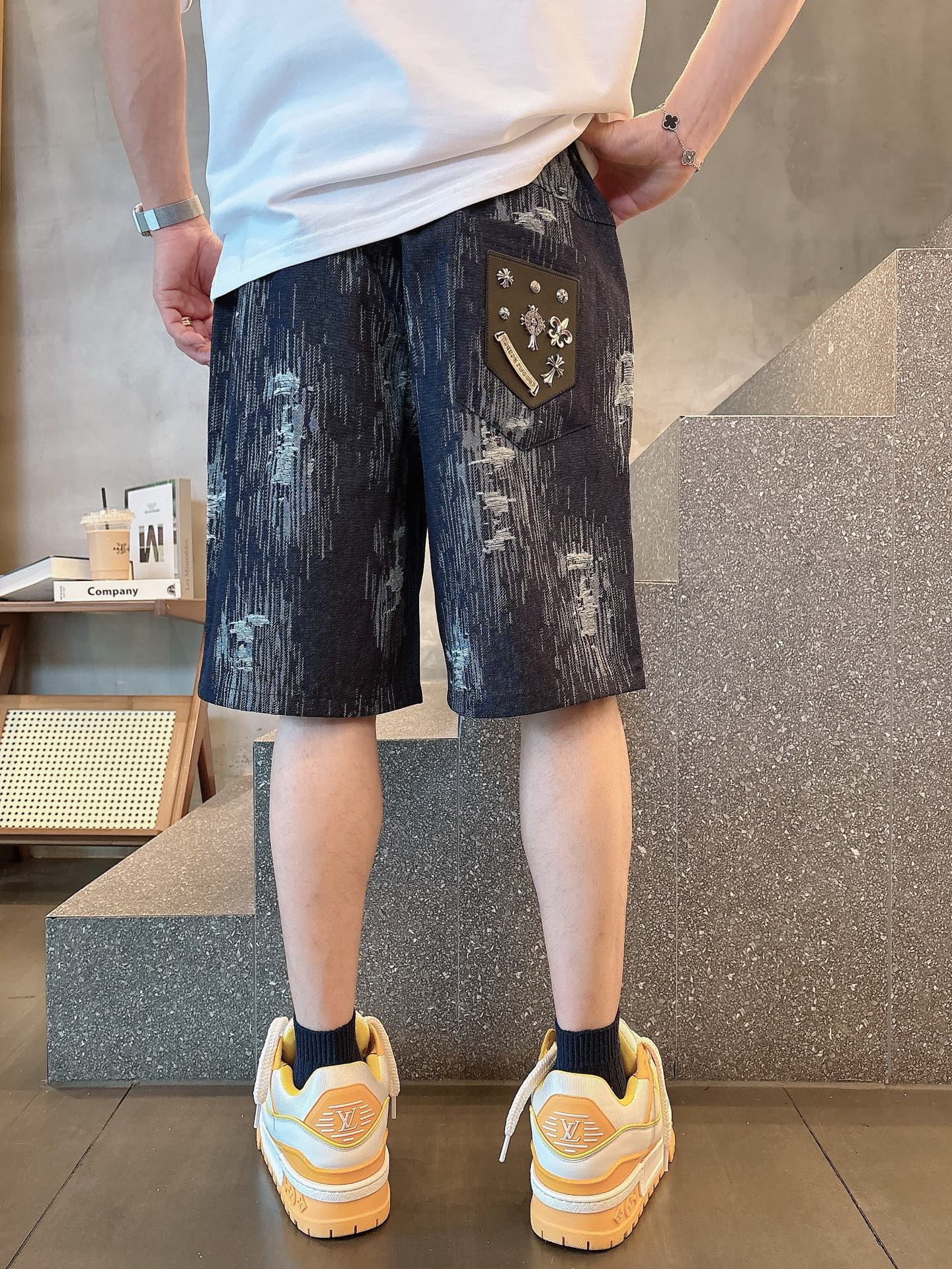 克罗心  三标齐全    2026夏季新款男士休闲短裤，高级定制面料透气面料 透气弹力舒适度极高，细节无