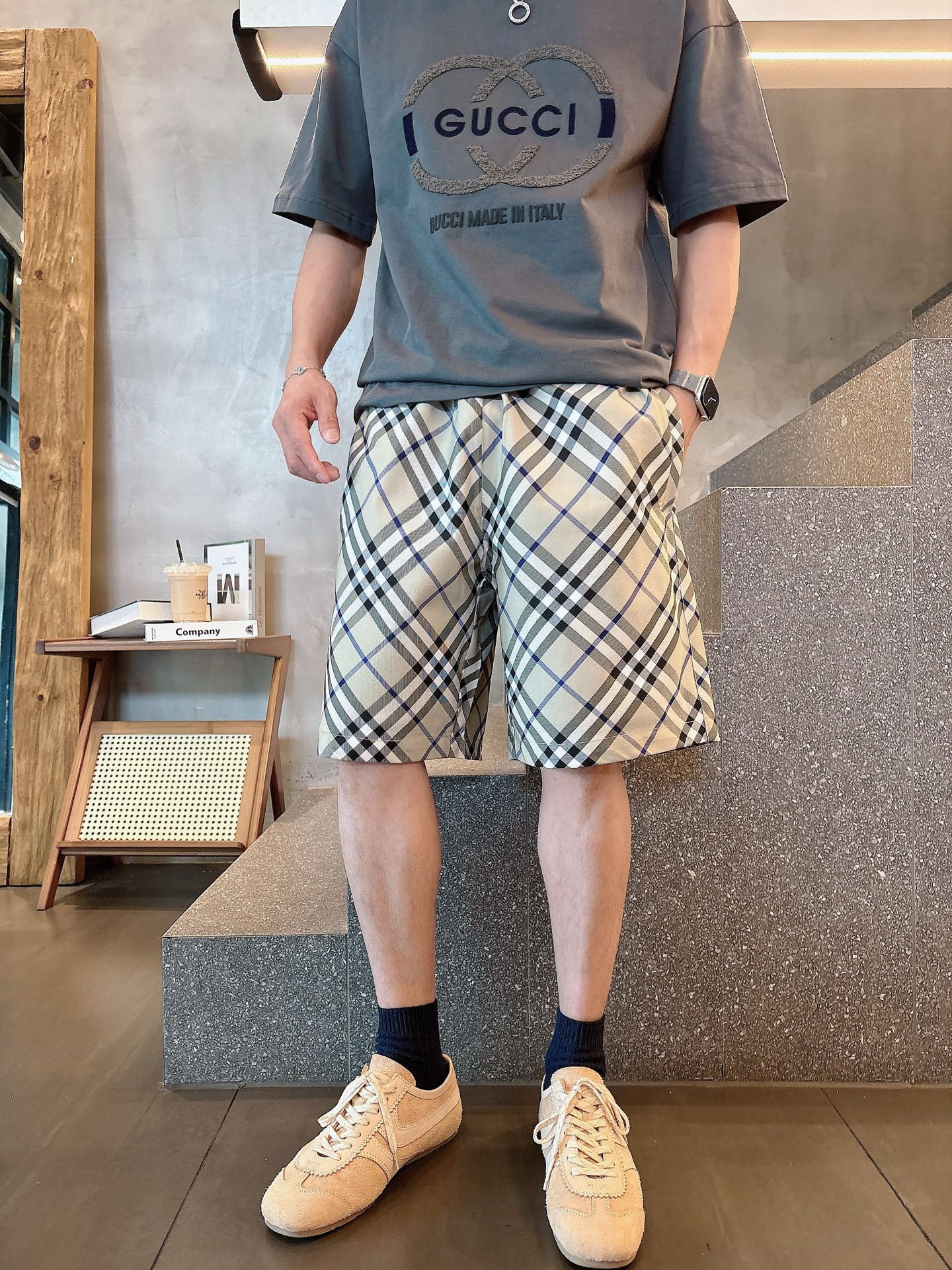 巴宝莉  三标齐全    2026夏季新款男士休闲短裤，高级定制面料透气面料 透气弹力舒适度极高，细节无