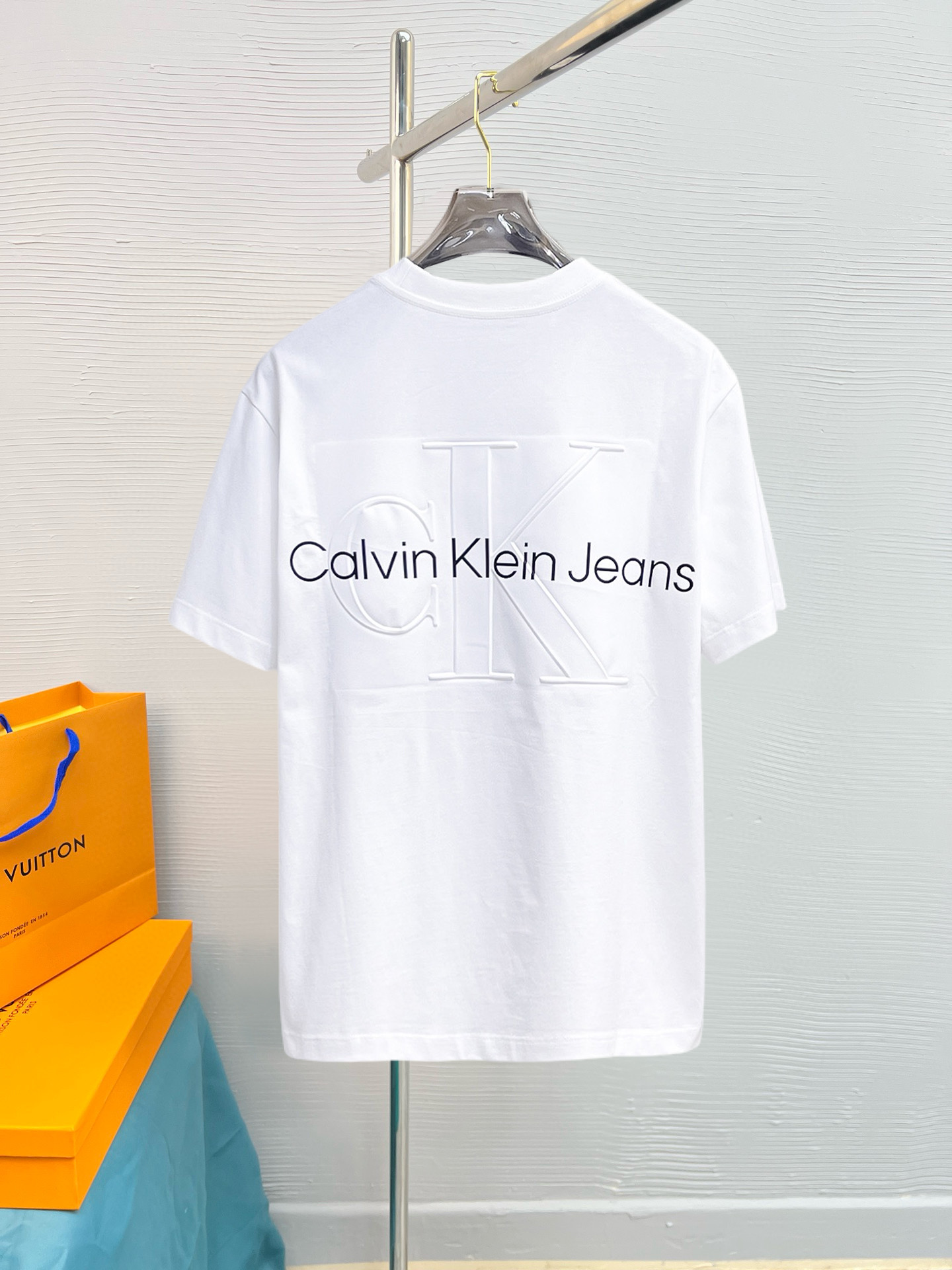 High Grade Summer T-Shirts with Original Technology Fabric and Custom Hardware - 图片 2