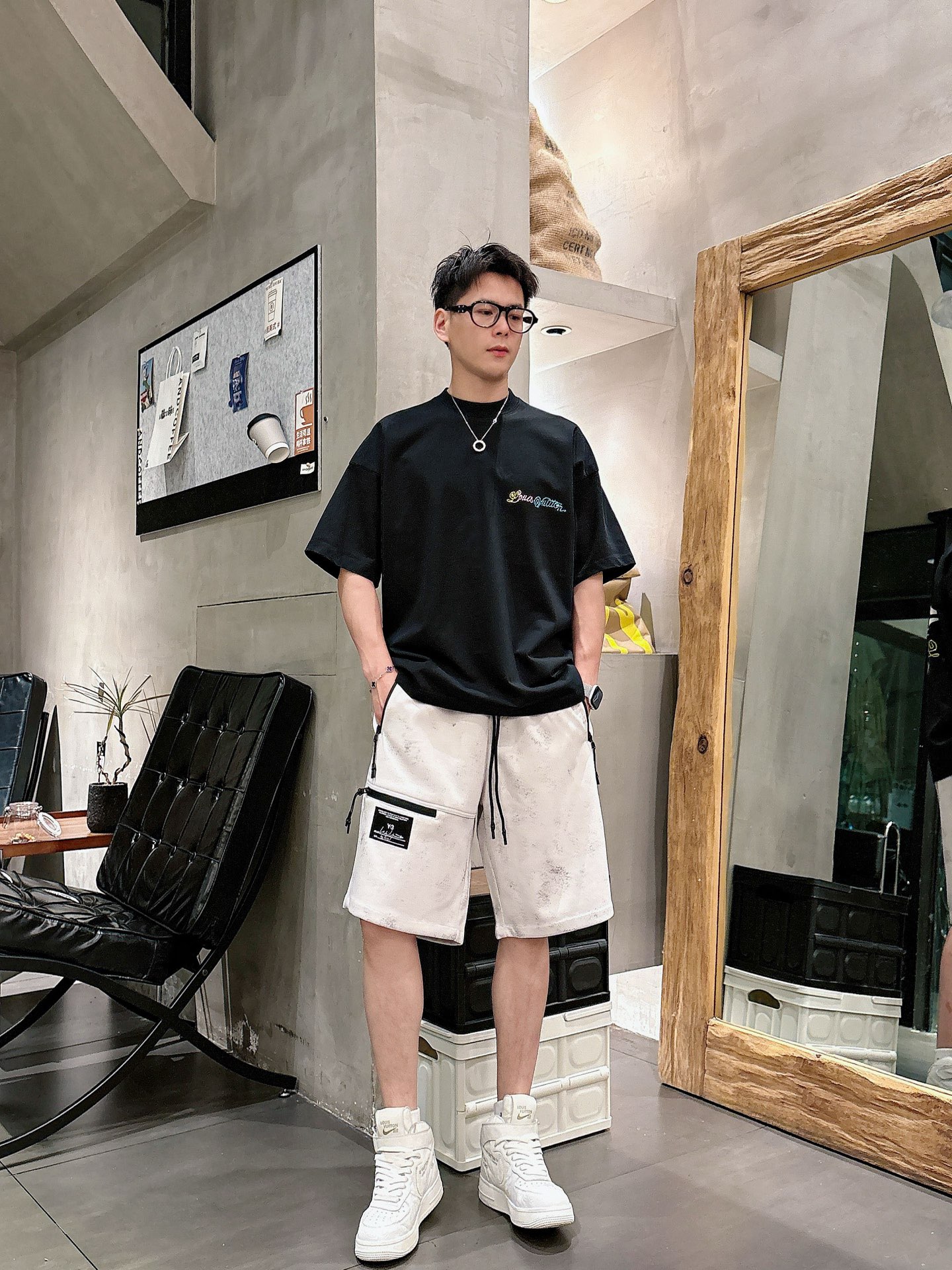 Y3   三标齐全 2026夏季新款男士休闲短裤，高级定制面料透气面料 透气弹力舒适度极高，细节无可挑剔