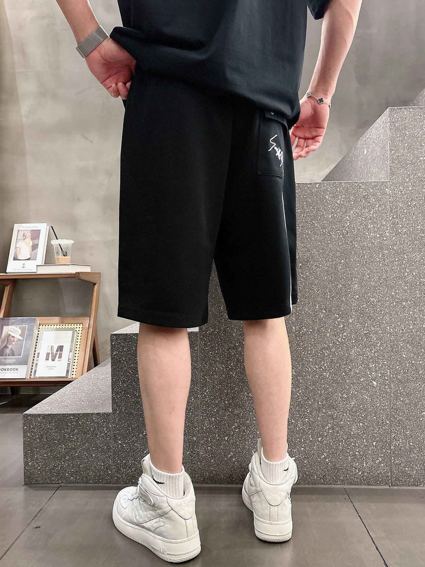 Y3   三标齐全 2026夏季新款男士休闲短裤，高级定制面料透气面料 透气弹力舒适度极高，细节无可挑剔