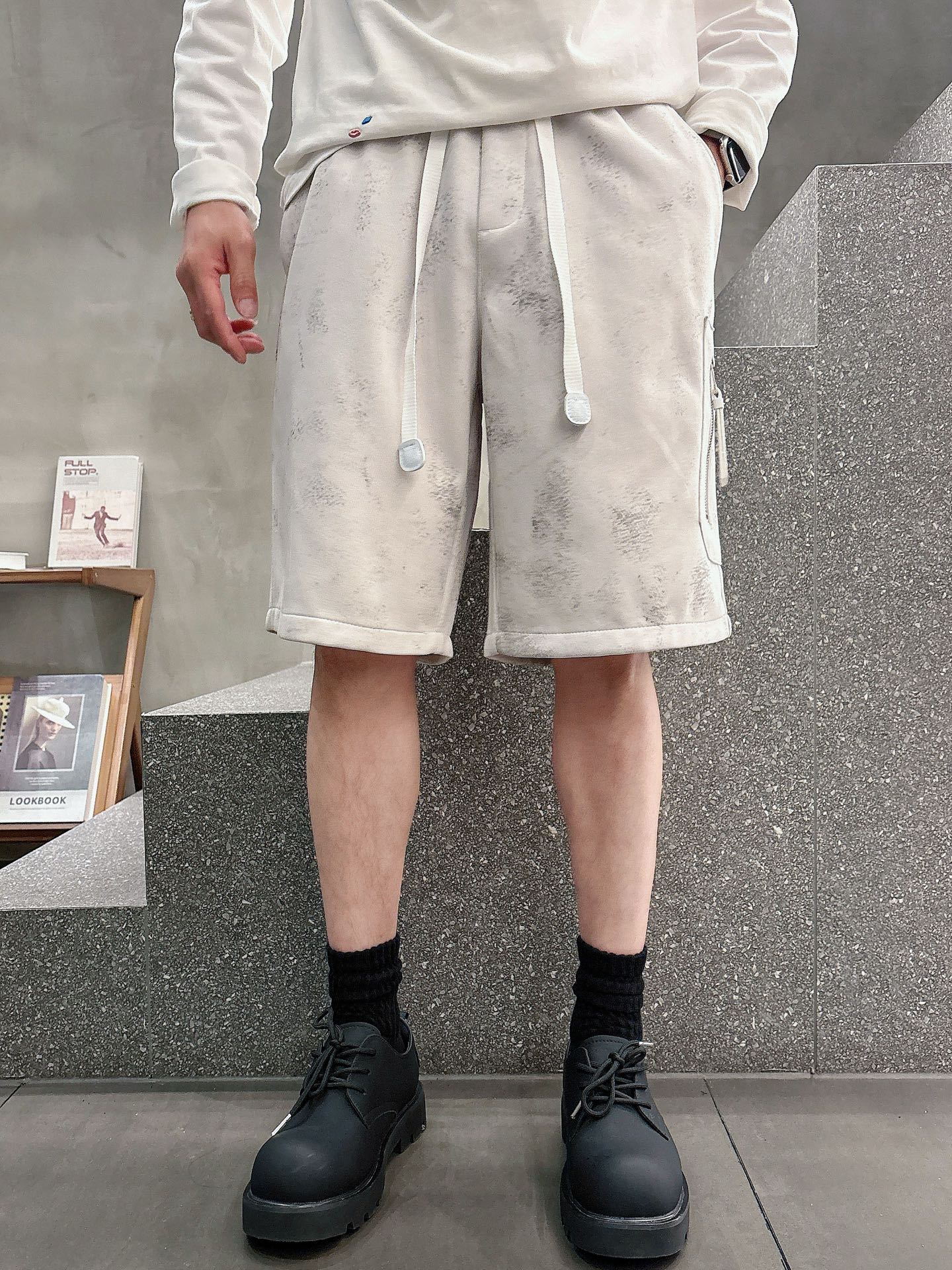 罗意威   三标齐全 2026夏季新款男士休闲短裤，高级定制面料透气面料 透气弹力舒适度极高，细节无可挑