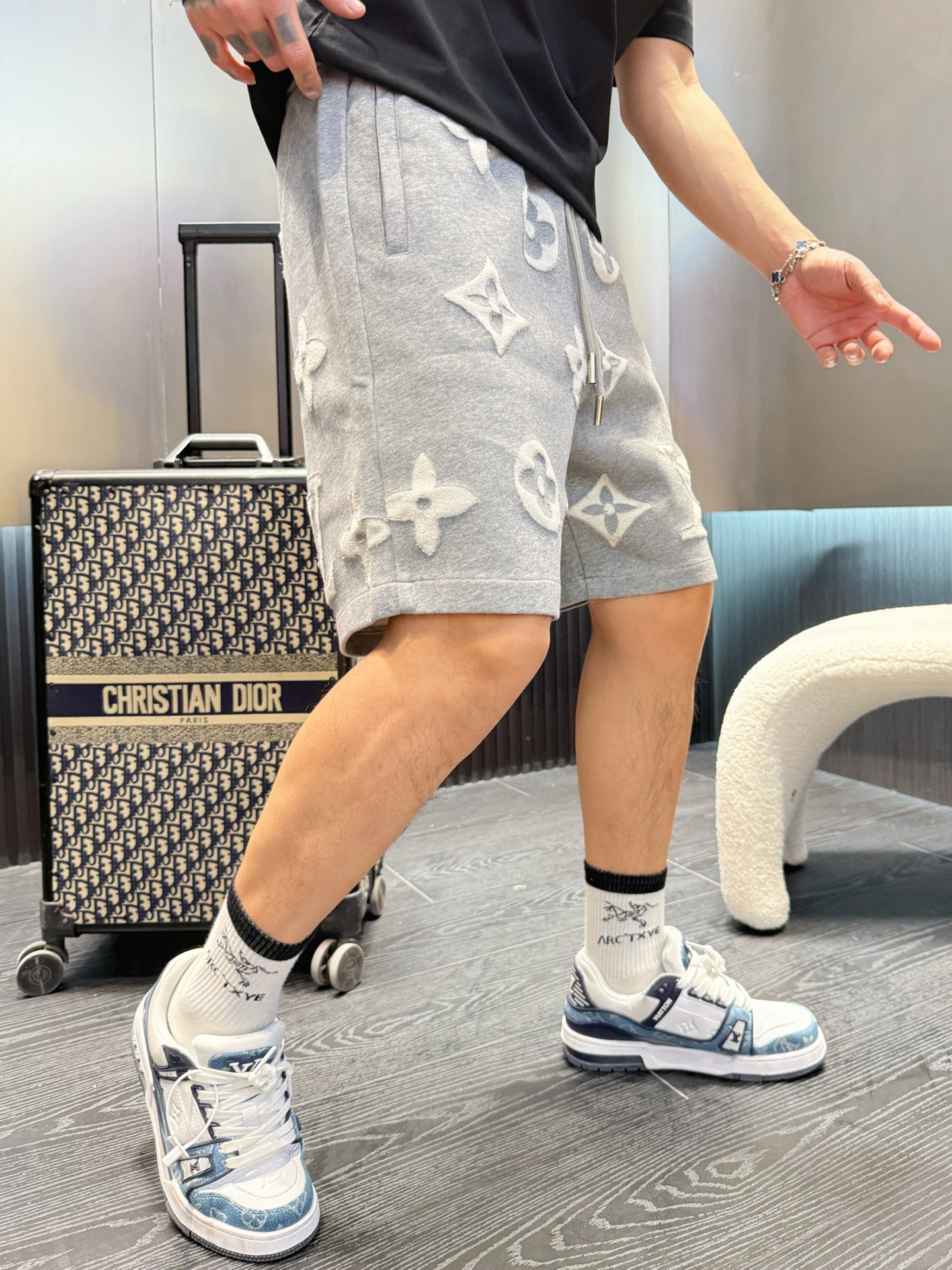 Louis Vuitton 2025 Summer Men's Casual Shorts - Breathable & Comfortable 4 i1749049369192 5614 0 2