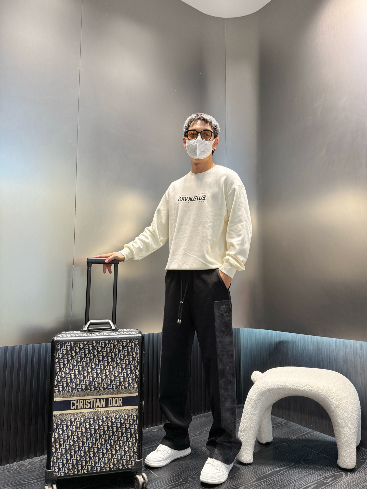 Dior Men's Classic Logo Sweatpants | Autumn/Winter 2025 Collection 6 i1755356403784 5100 0 4