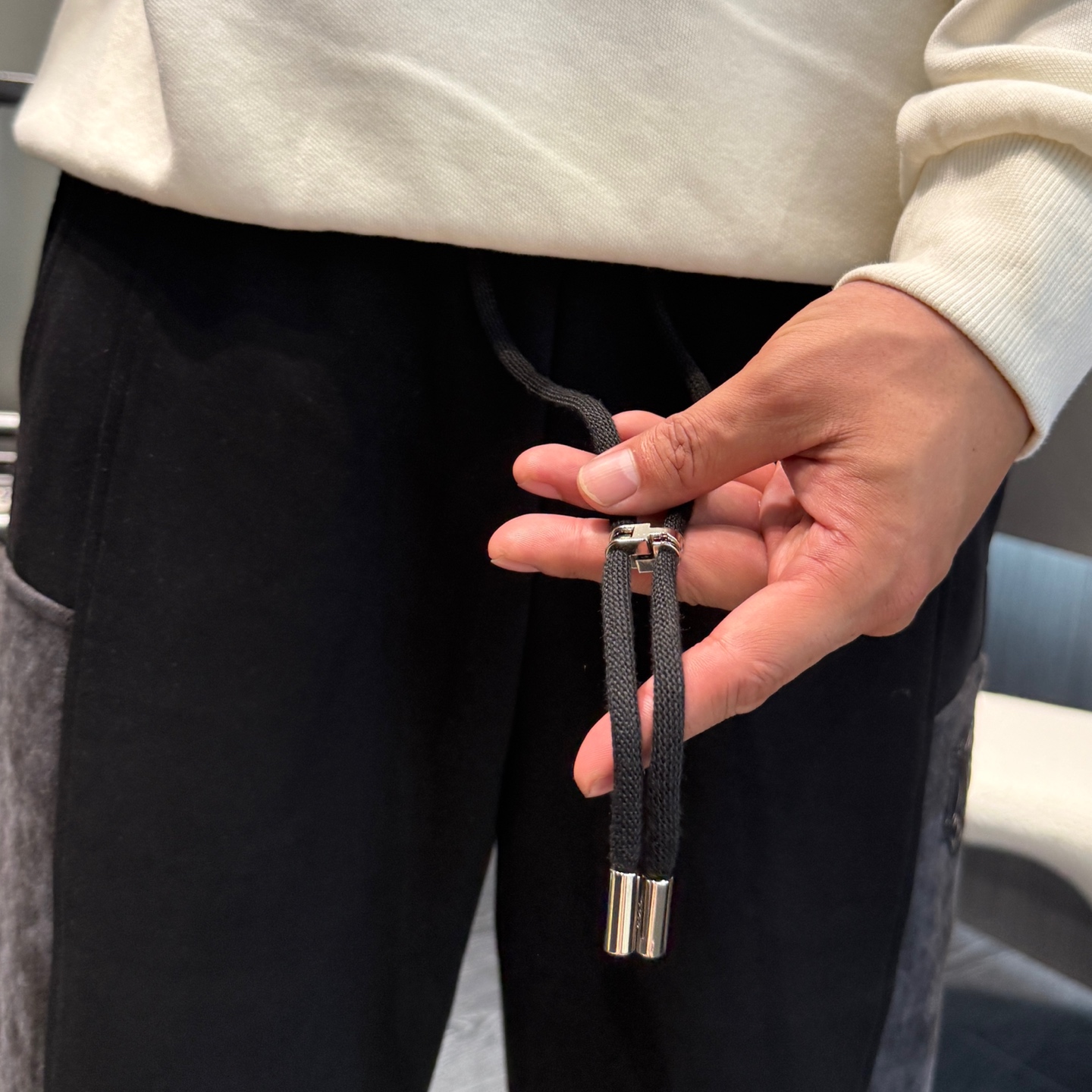 Dior Men's Classic Logo Sweatpants | Autumn/Winter 2025 Collection 9 i1755356425615 2388 0 7