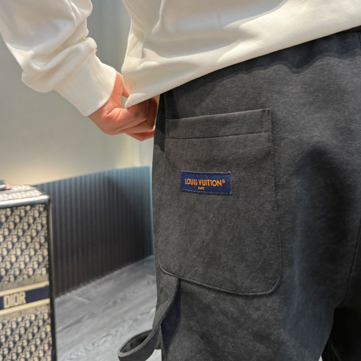 Louis Vuitton Men's 2025 Fall/Winter Logo Casual Pants - Ultimate Comfort 10 i1756128843318 5661 0 8