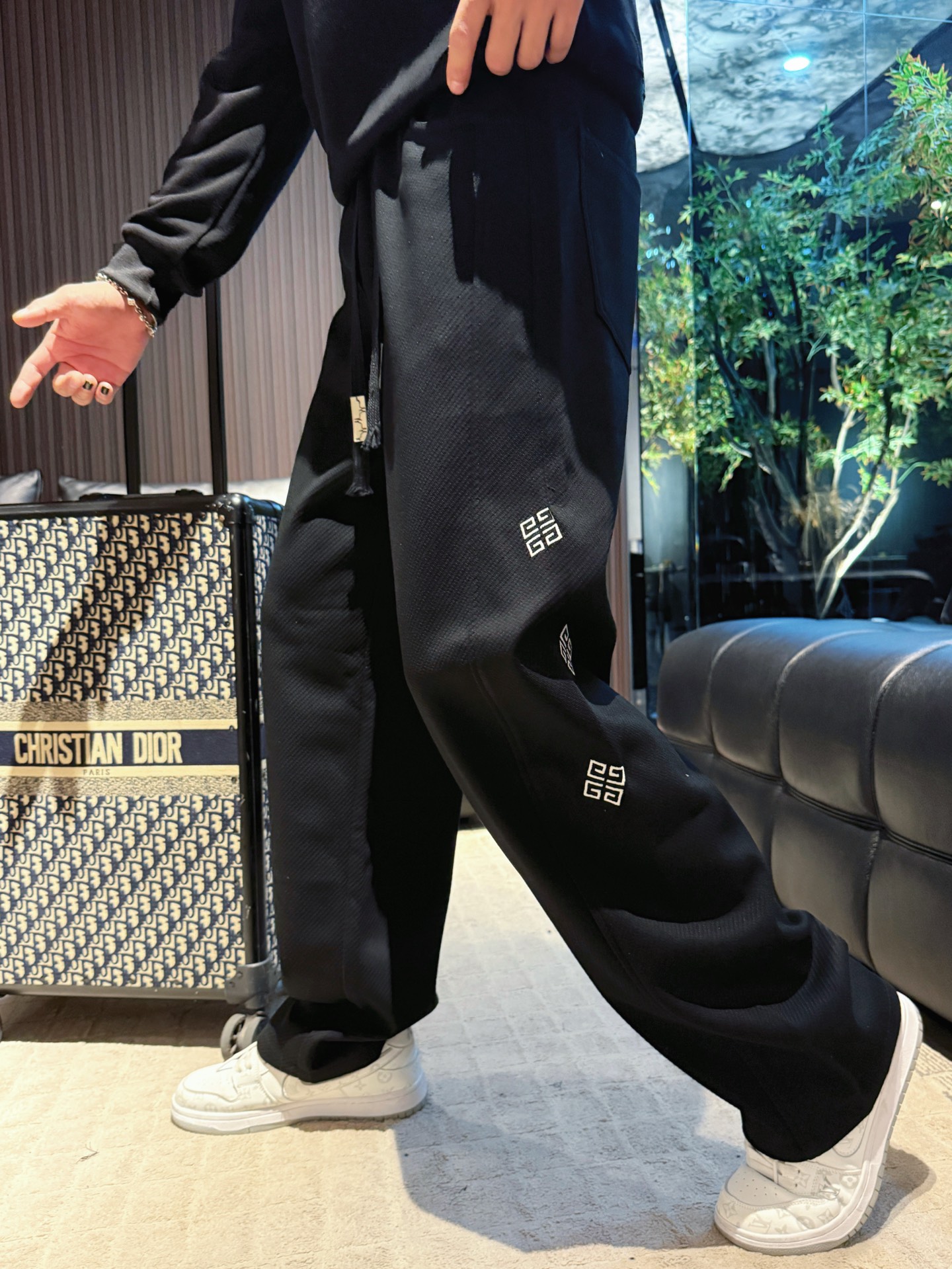 _d9R9sQEu8l7c3Ihh3_kap_4rjvHEFp69_KhSSbw