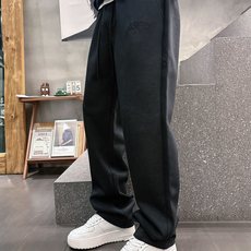 🏊 罗意威 🆕2025秋冬新款休闲裤!官网同步发售。品牌经典LOGO休闲裤 ,定制面料,舒适度极 🏊 罗意威 🆕2025秋冬新款休闲裤!官网同步发售。品牌经典LOGO休闲裤 ,定制面料,舒适度极