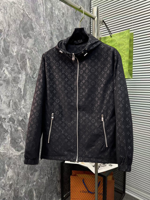 Louis Vuitton 2025 Fall/Winter Men's Monogram Jacket - High-End Replica 11 Louis Vuitton 2025 Fall/Winter Men's Monogram Jacket - High-End Replica