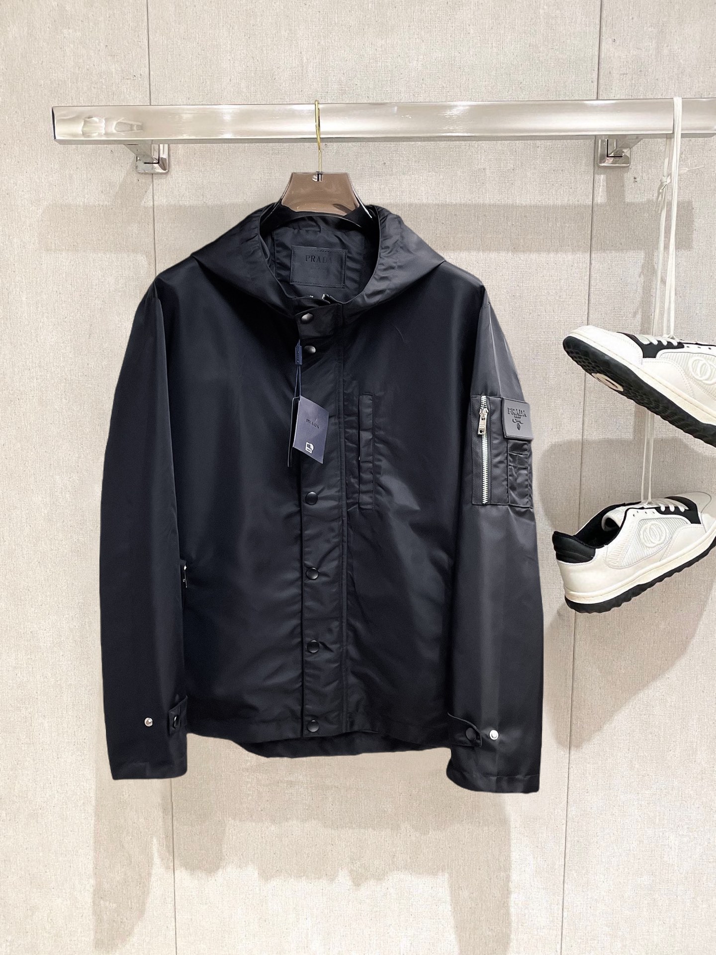 _dnl9s2A67BdRzV78T3swU7Cmj_uHH3I3BLjRNdQ