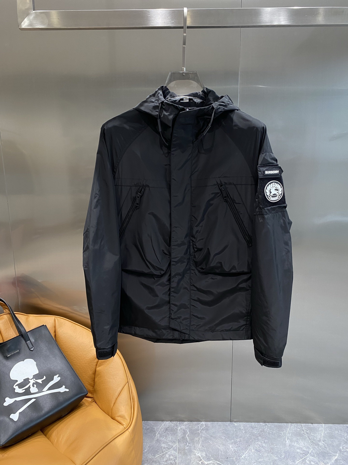 _dfP9sP_MeH3XnpwdUqHbTDbkYXWwSotyp1xqFDA