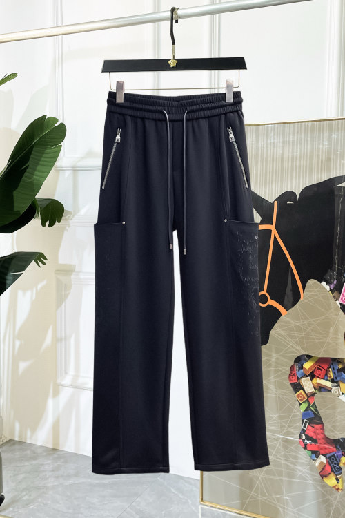 Louis Vuitton 2025 Fall/Winter Classic Logo Casual Pants - Ultimate Comfort 7 Louis Vuitton 2025 Fall/Winter Classic Logo Casual Pants - Ultimate Comfort