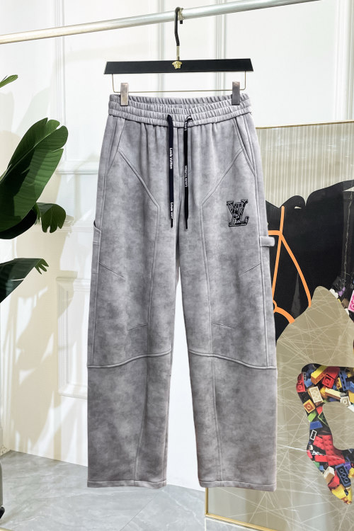 Louis Vuitton 2025 New Autumn/Winter Classic Logo Casual Pants 1 Louis Vuitton 2025 New Autumn/Winter Classic Logo Casual Pants