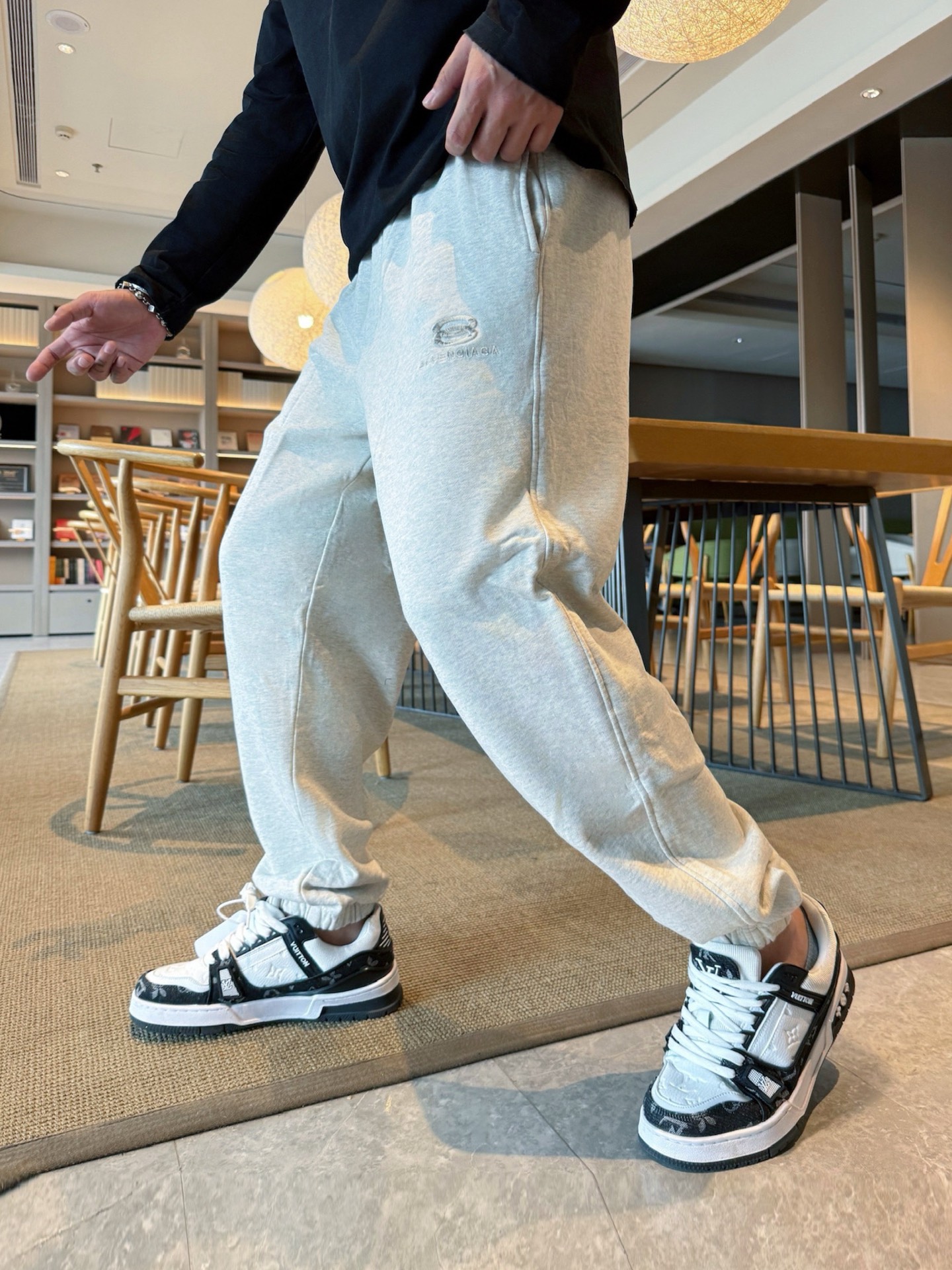 Balenciaga Men's Logo Print Casual Sweatpants