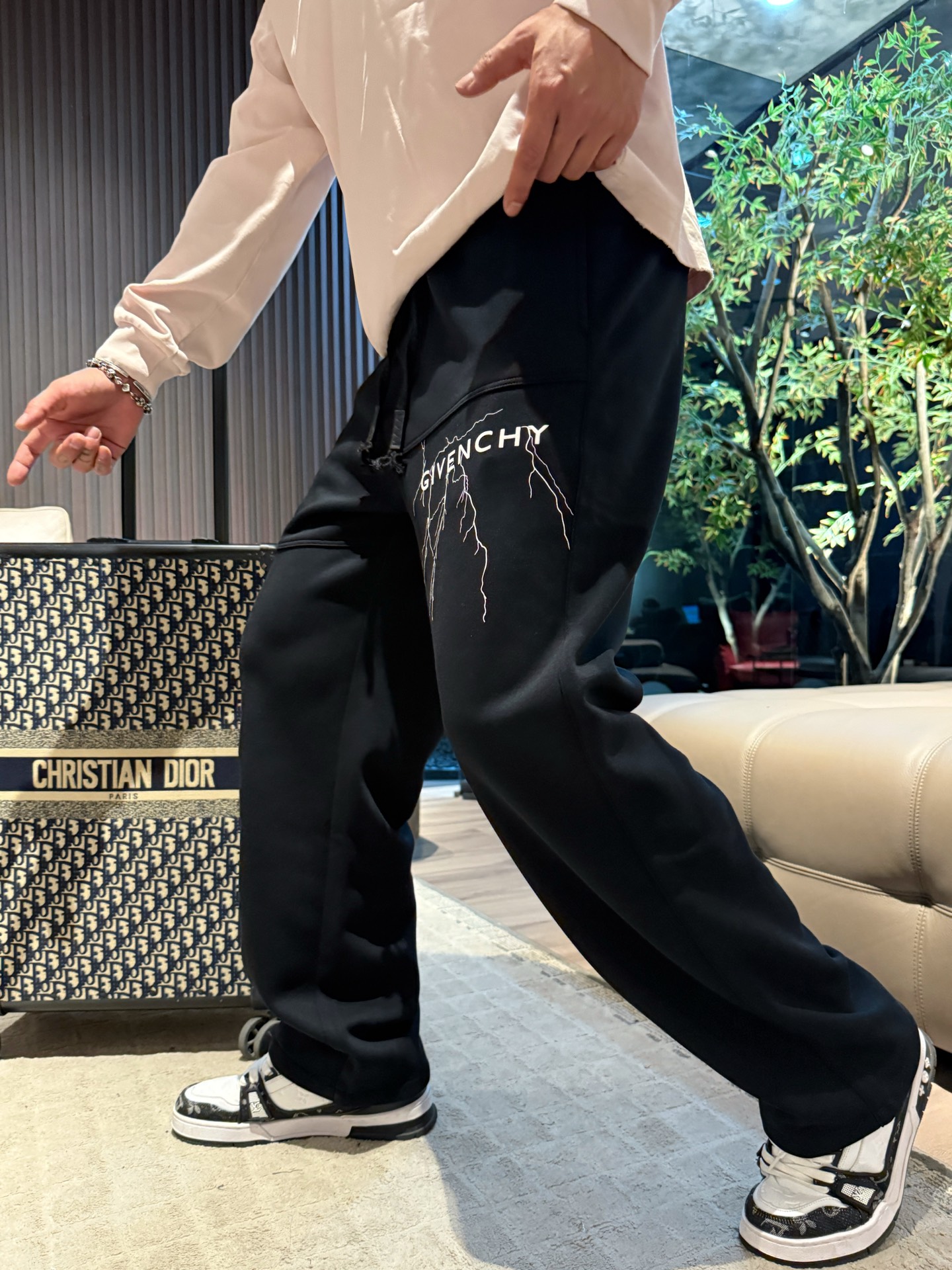 _dB59sQ9612aIynCFFxlJP7fa45QGfLoV6yHma6Q