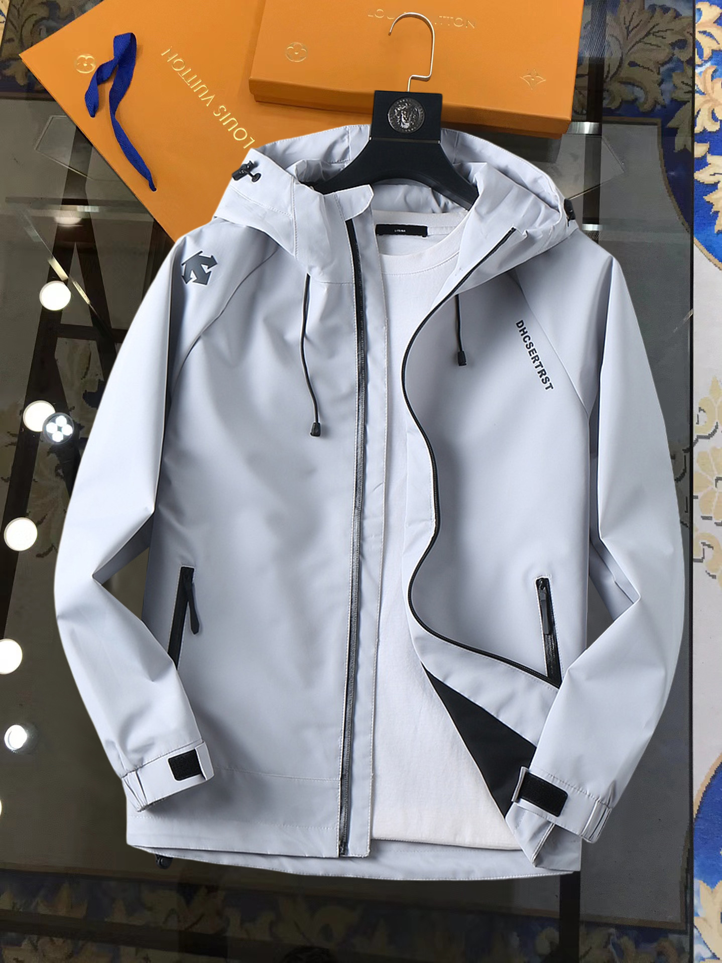 P350 迪桑特 mismo que en la web oficial, tres etiquetas completas, lanzamiento anticipado 2026 primavera nueva chaqueta pa…