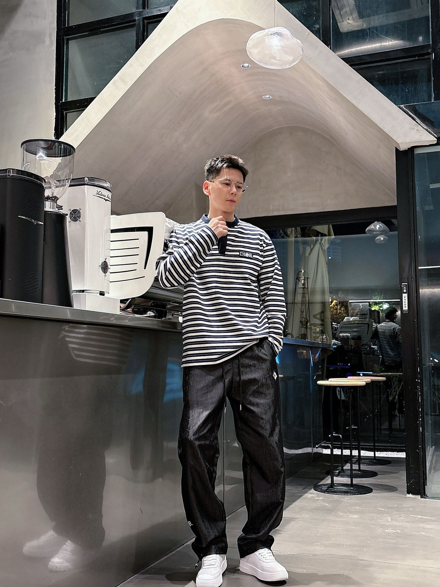 🌾 迪奥 🆕2025秋冬新款休闲裤！官网同步发售。品牌经典LOGO休闲裤 ，定制面料，舒适度极好，手触感