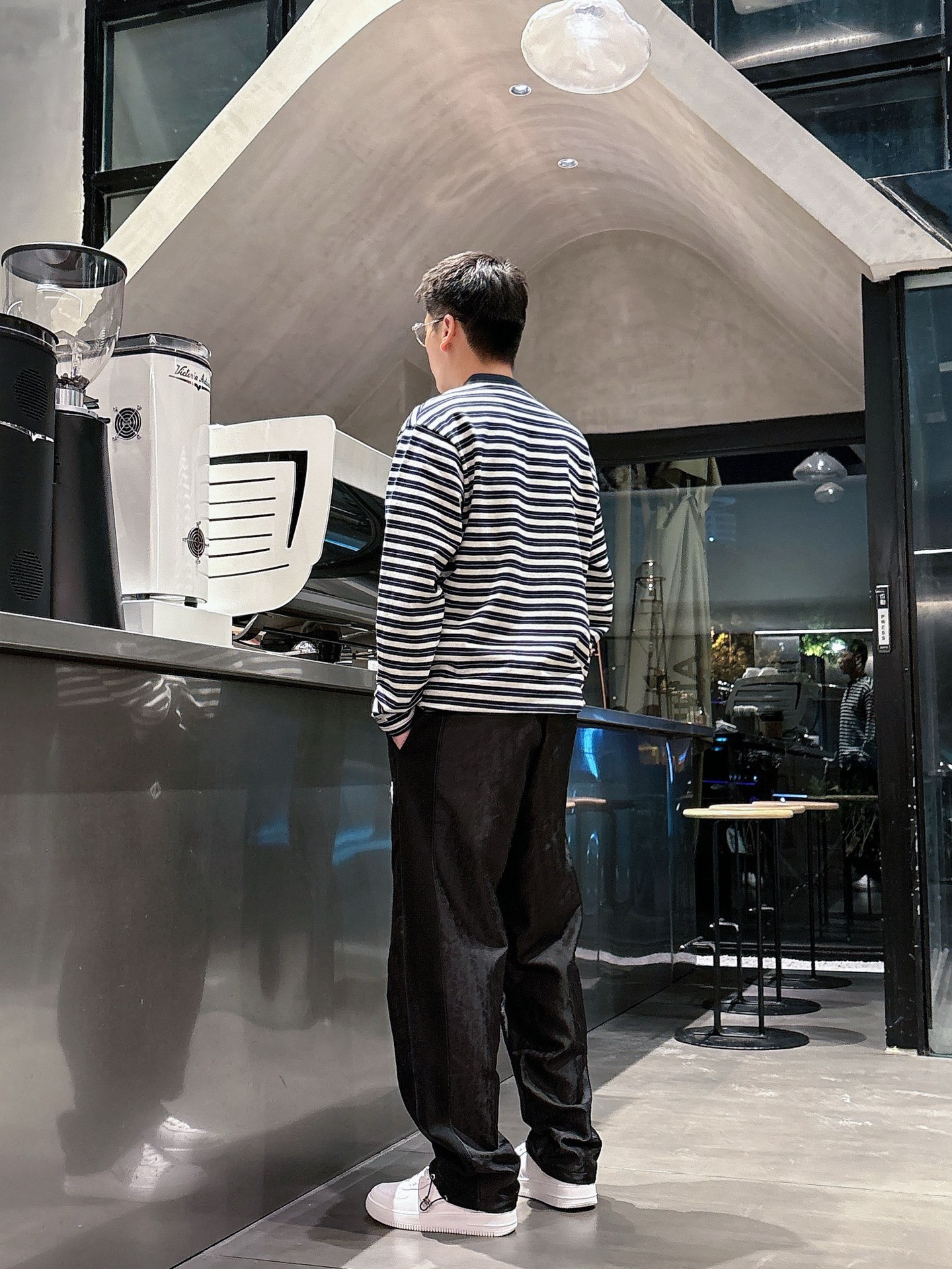 🌾 迪奥 🆕2025秋冬新款休闲裤！官网同步发售。品牌经典LOGO休闲裤 ，定制面料，舒适度极好，手触感